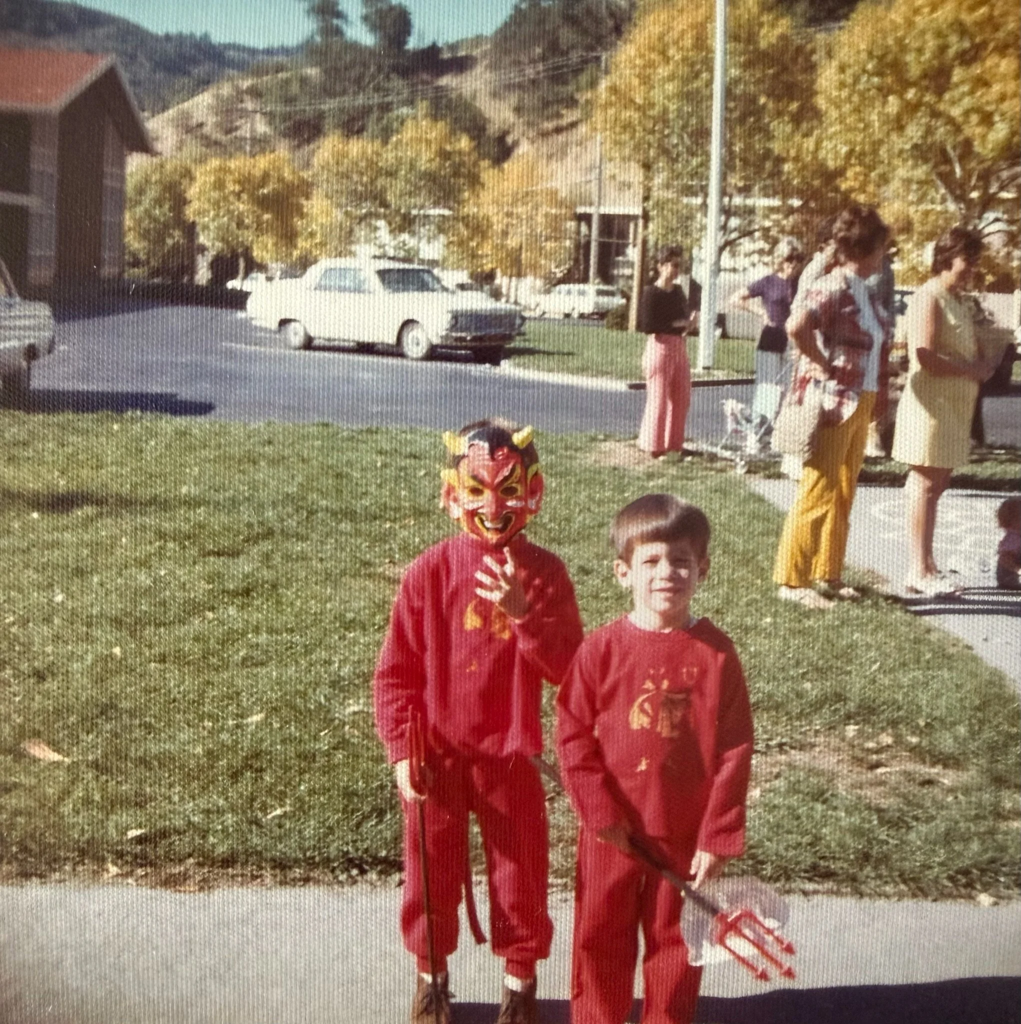 Manor Elementary School Halloween, October 1974. Matt on the right. 