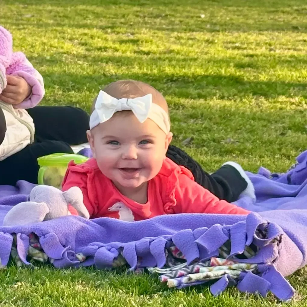 baby-outdoor-park-musical-sign-and-sign-class-encinitas.webp