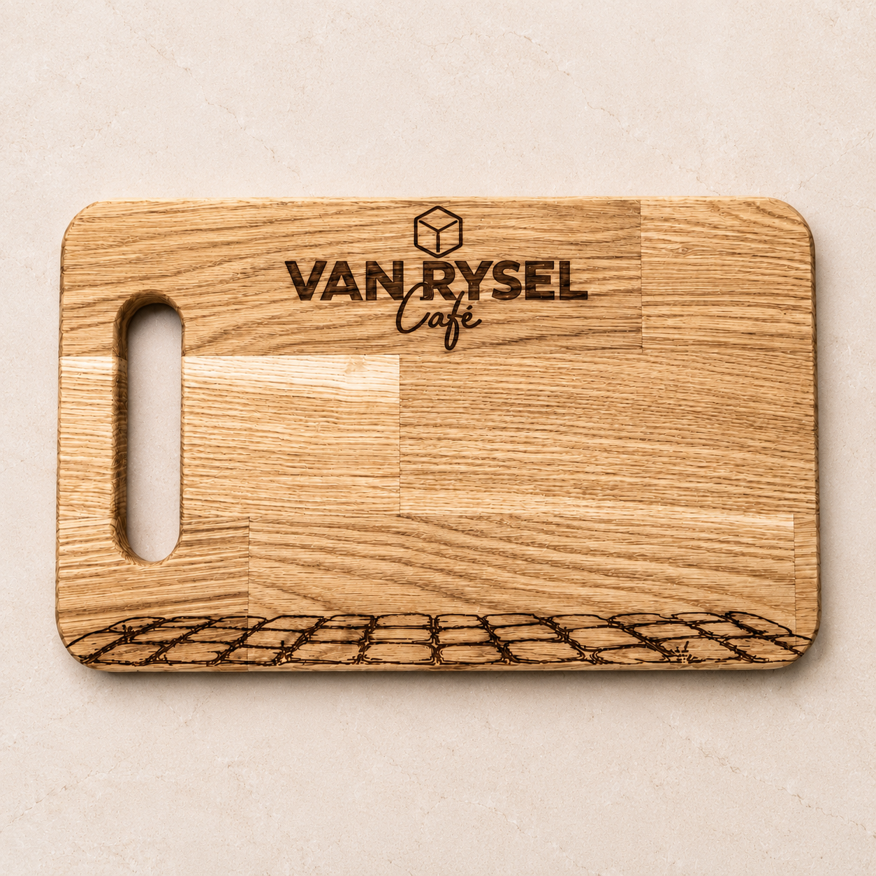 Planche à saucisson en bois personnalisé avec le logo Van Rysel