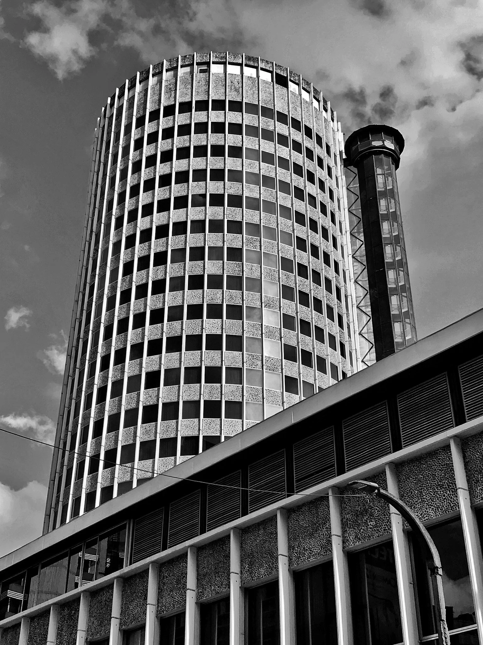 Hilton Nairobi
Nairobi, Kenya · 1969