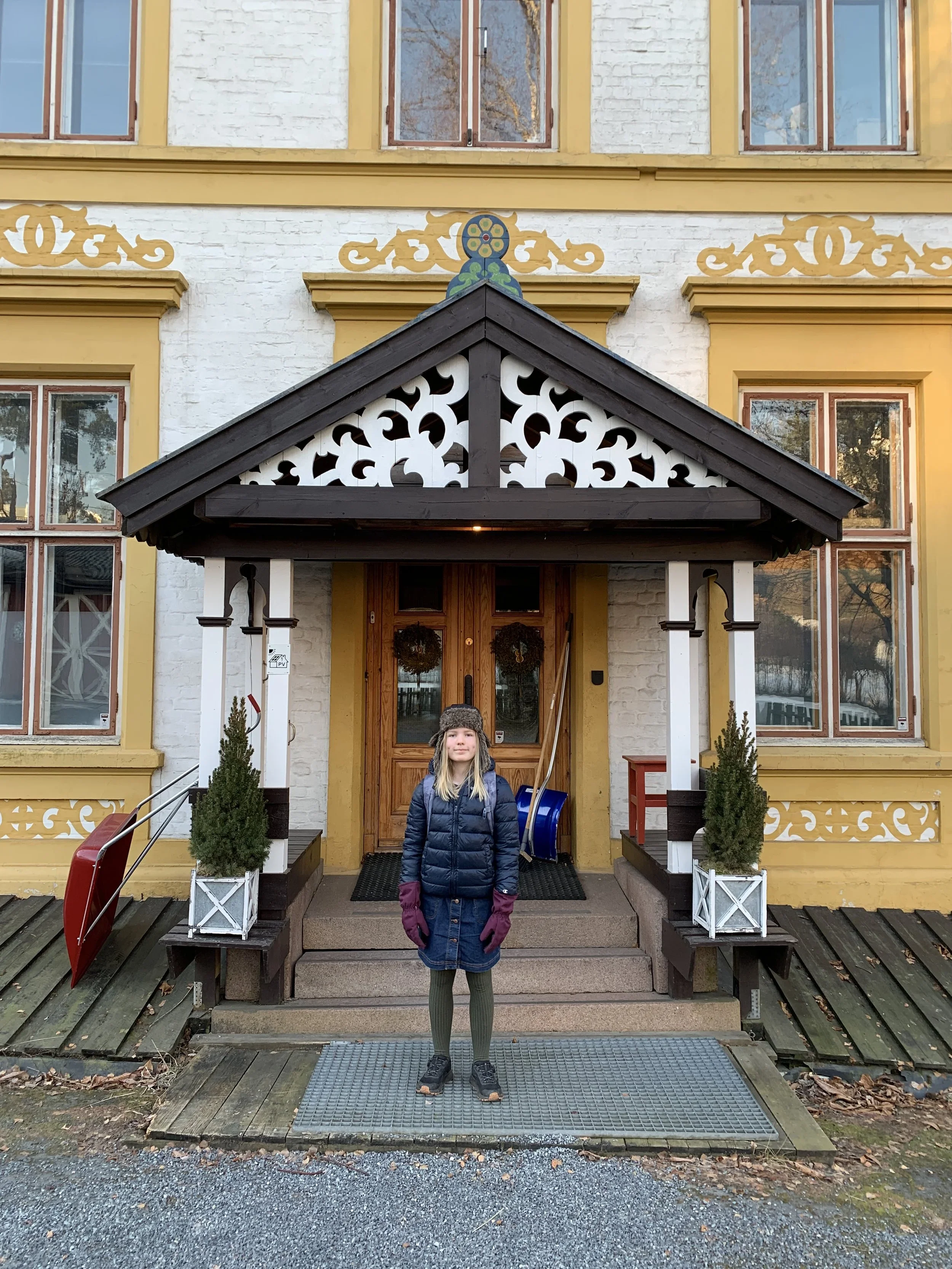 Sigrid foran Ville Fredheim