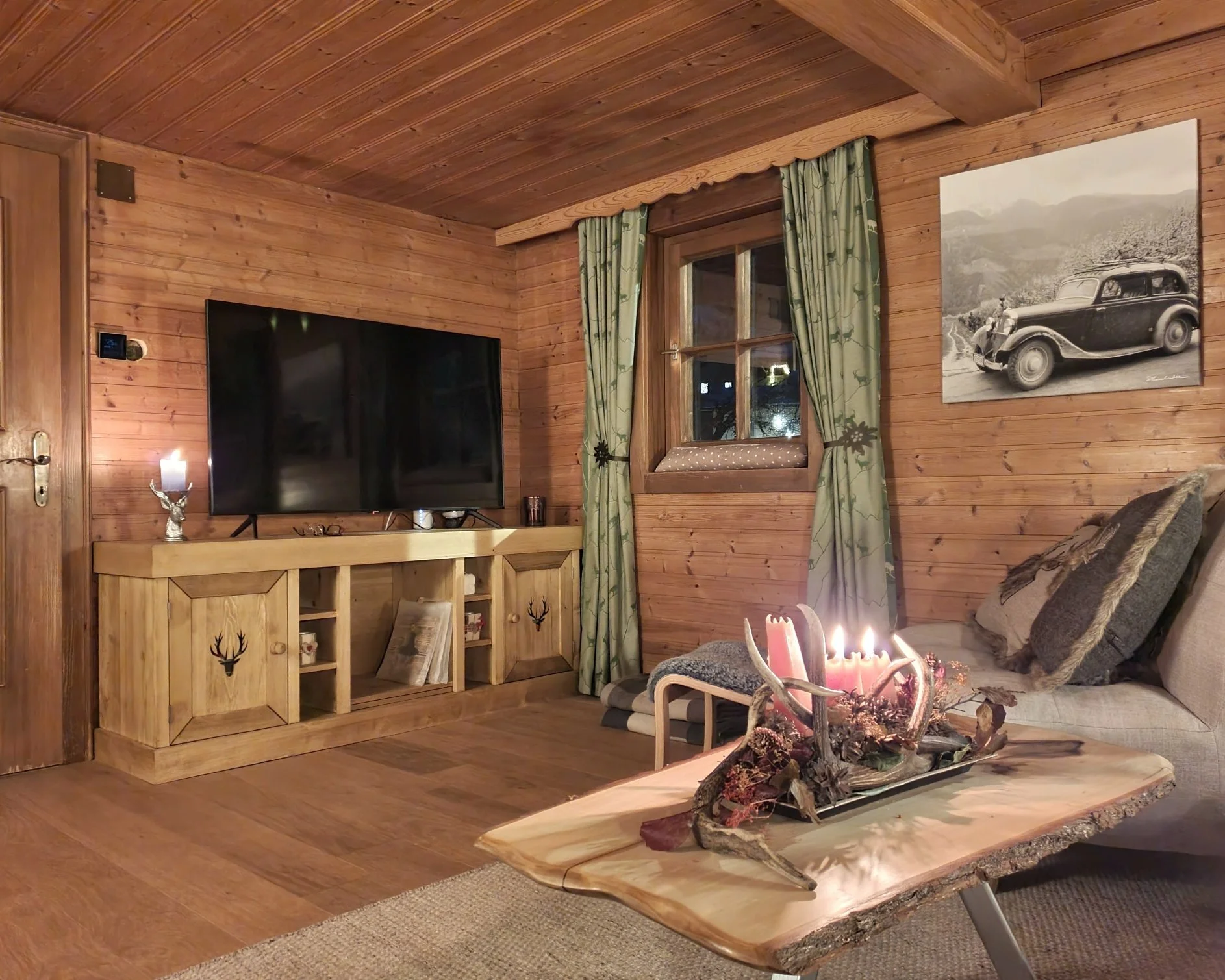 Wohnzimmer im Chalet