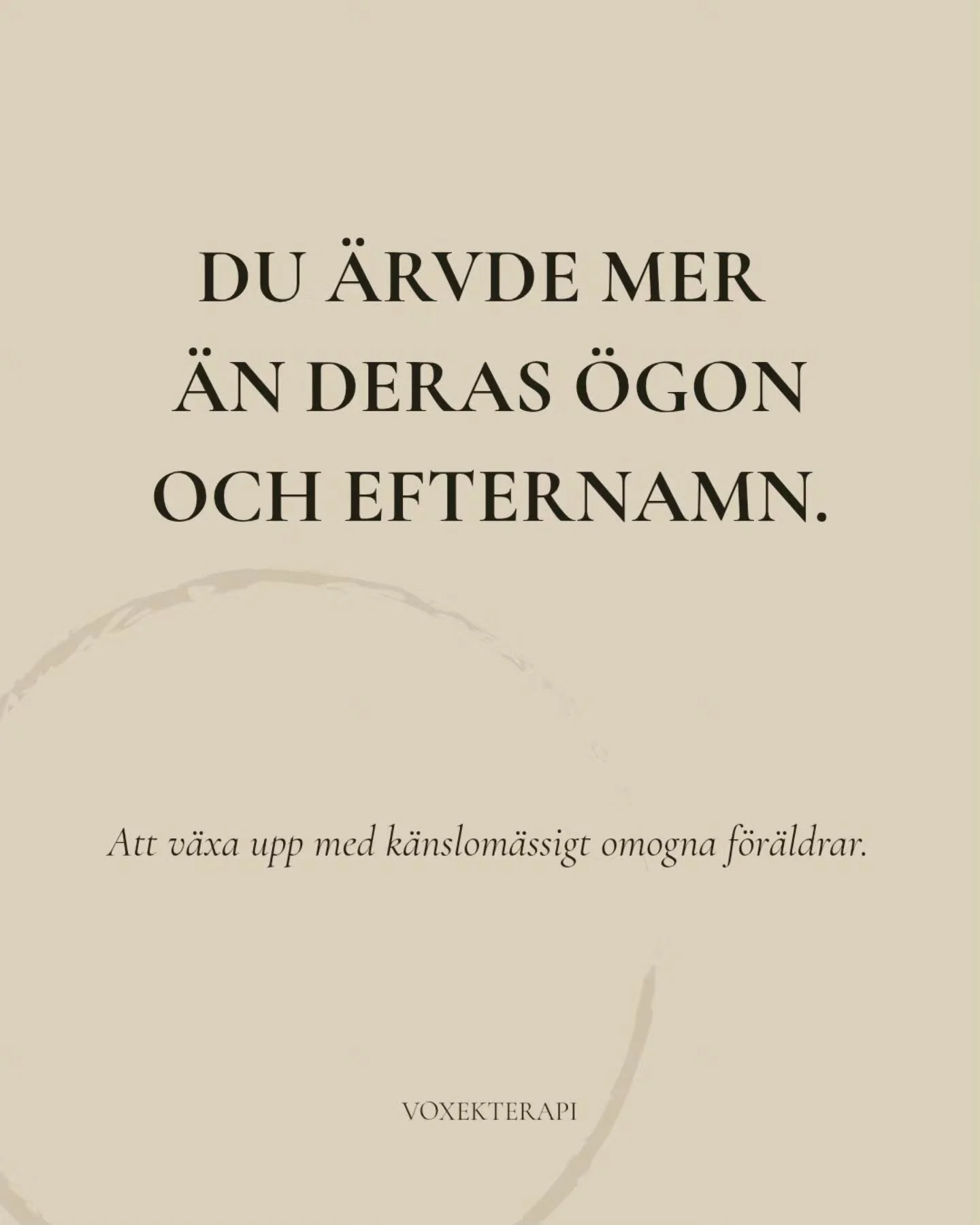 Det finns arv som aldrig syns i ett sl&auml;kttr&auml;d.

De l&auml;mnar inga fotografier efter sig.
Inga dokument.
Inga tydliga bl&aring;m&auml;rken.

De lever i s&auml;ttet vi blir tysta n&auml;r n&aring;gon blir arg.

I obehaget n&auml;r n&aring;g
