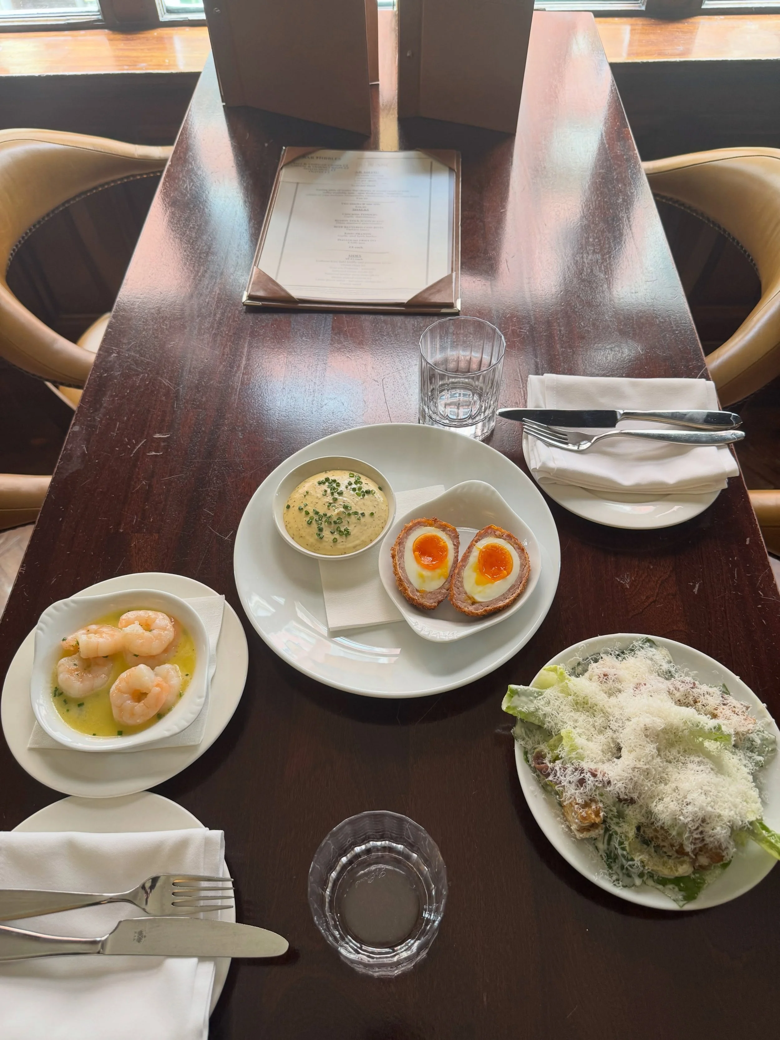 Looking for a delicious lunch without the wait? Our Bar Snacks Deal for just &pound;19.50 is the perfect choice. 🍴

One of our favourite picks includes:

🥚 Runny Yolk Scotch Egg
🍤 King Prawns
🥗 Caesar Salad

Ideal for a quick lunch or a post-work