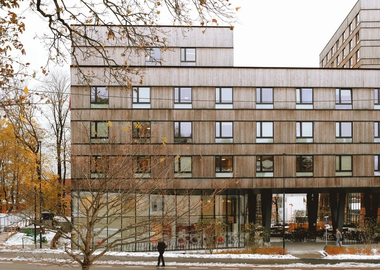 Eksteriør Blindern studenthus sett fra gateplan