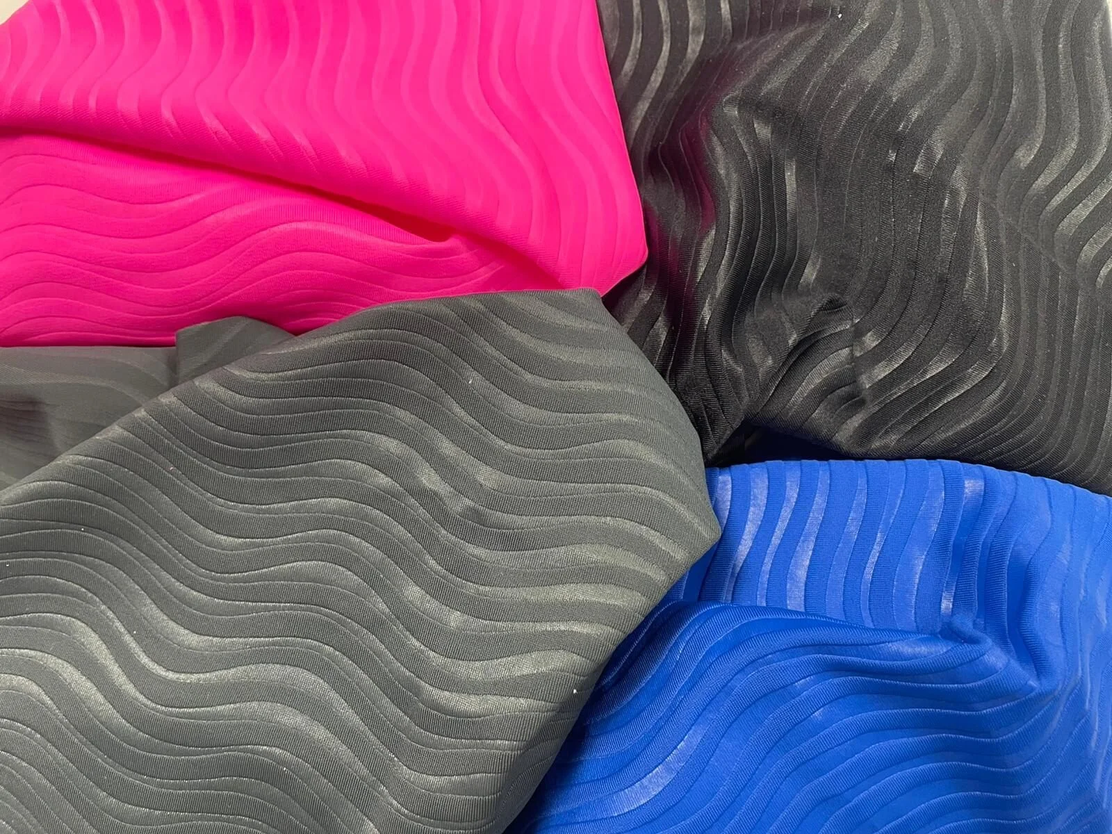 Embossed - coloured fabrics