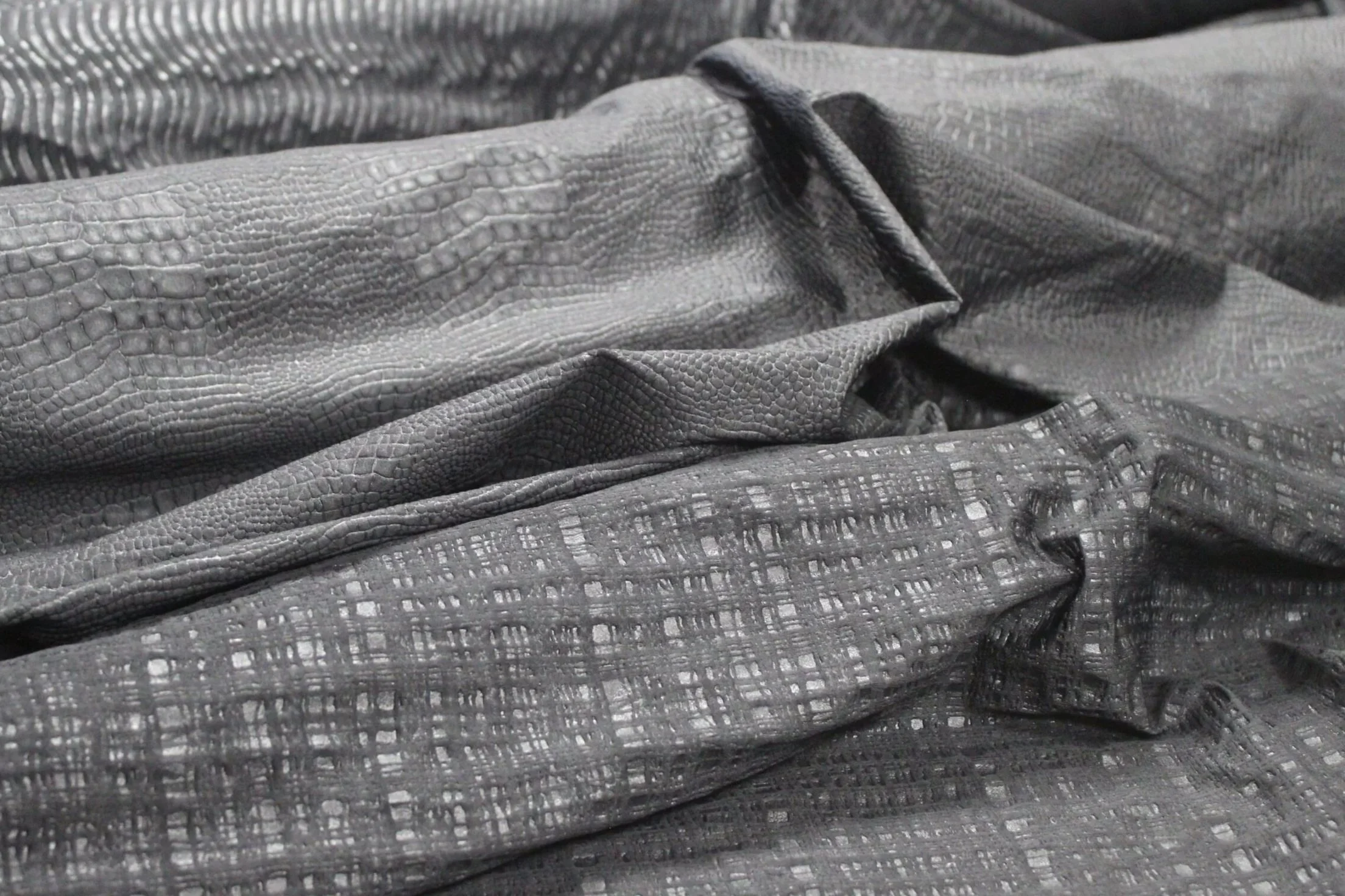 Embossed - black fabrics