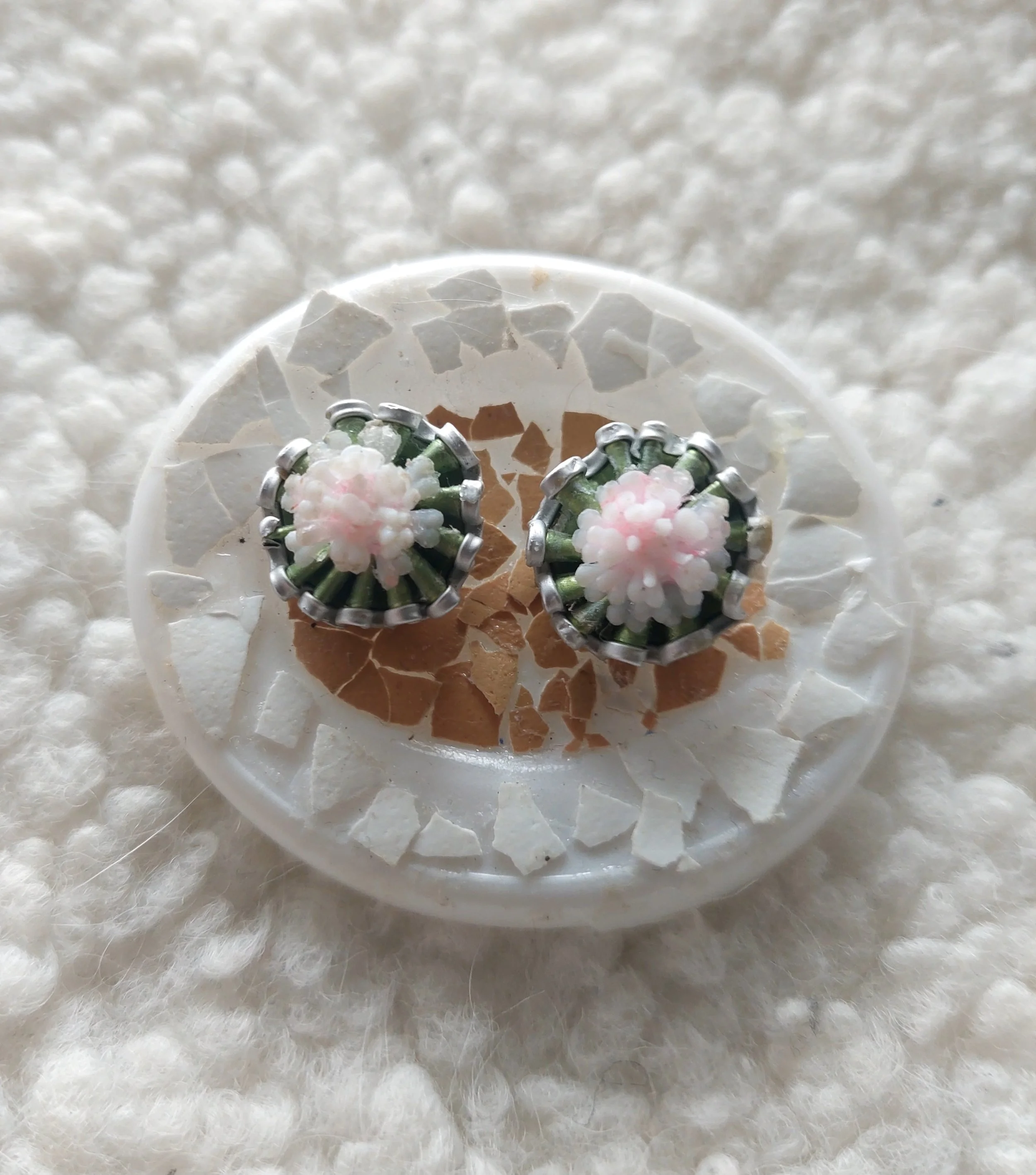 Boucles d'oreilles faites avec des capsules de café en aluminium (vert clair)