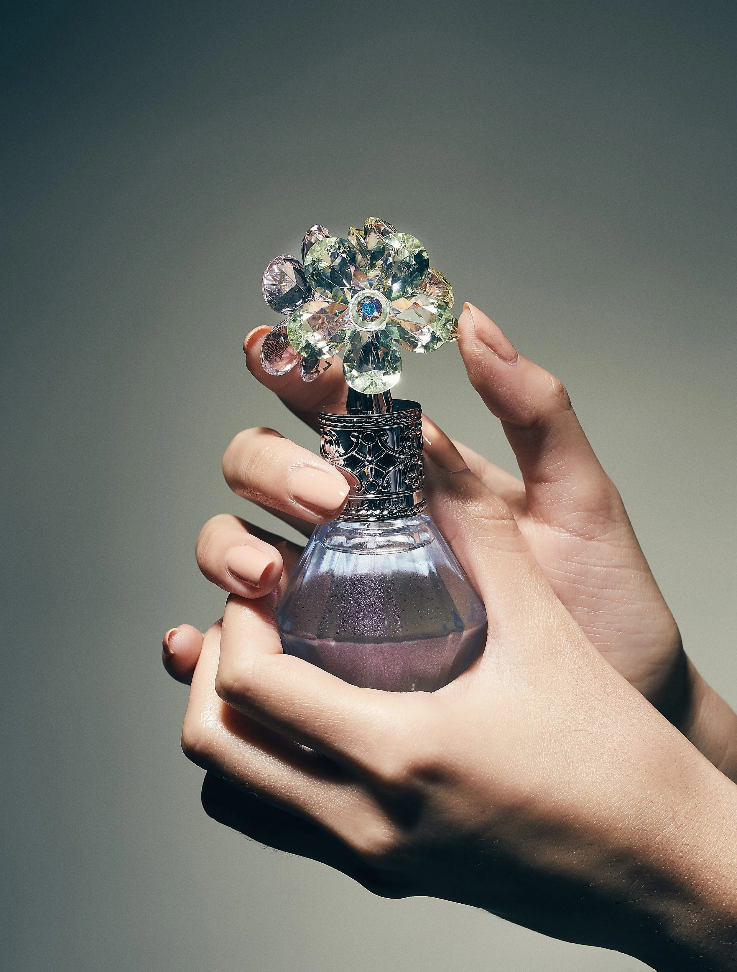 Hand3_700new.JPG