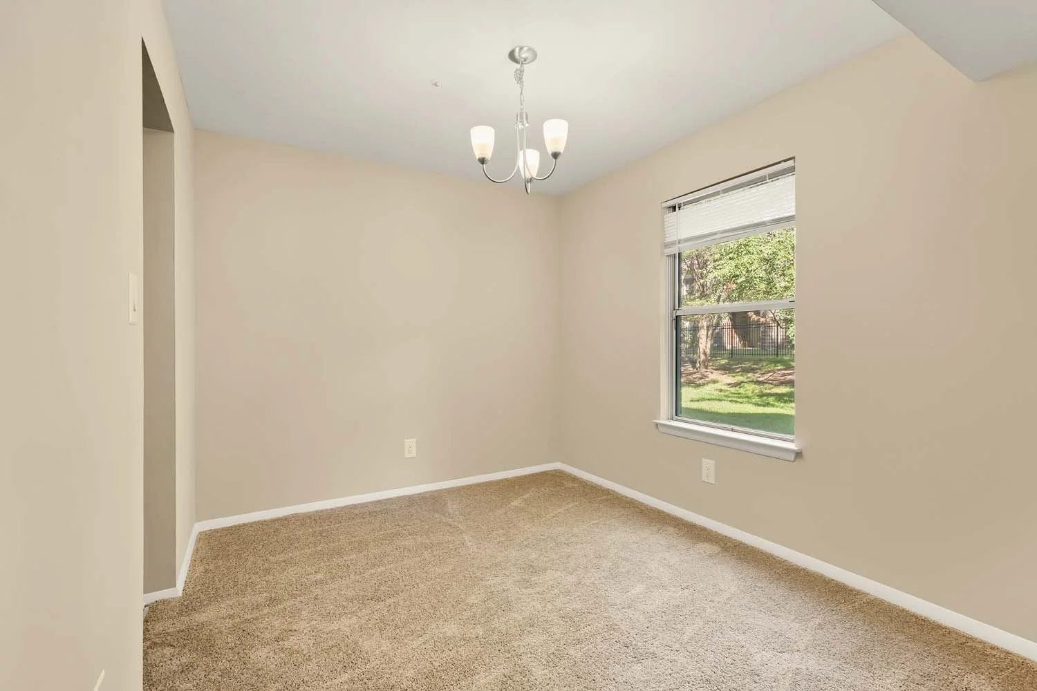 7909 Coriander Dr 103-0010.jpg