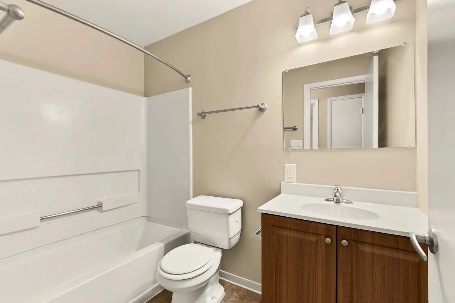 7909 Coriander Dr 103-0017.jpg