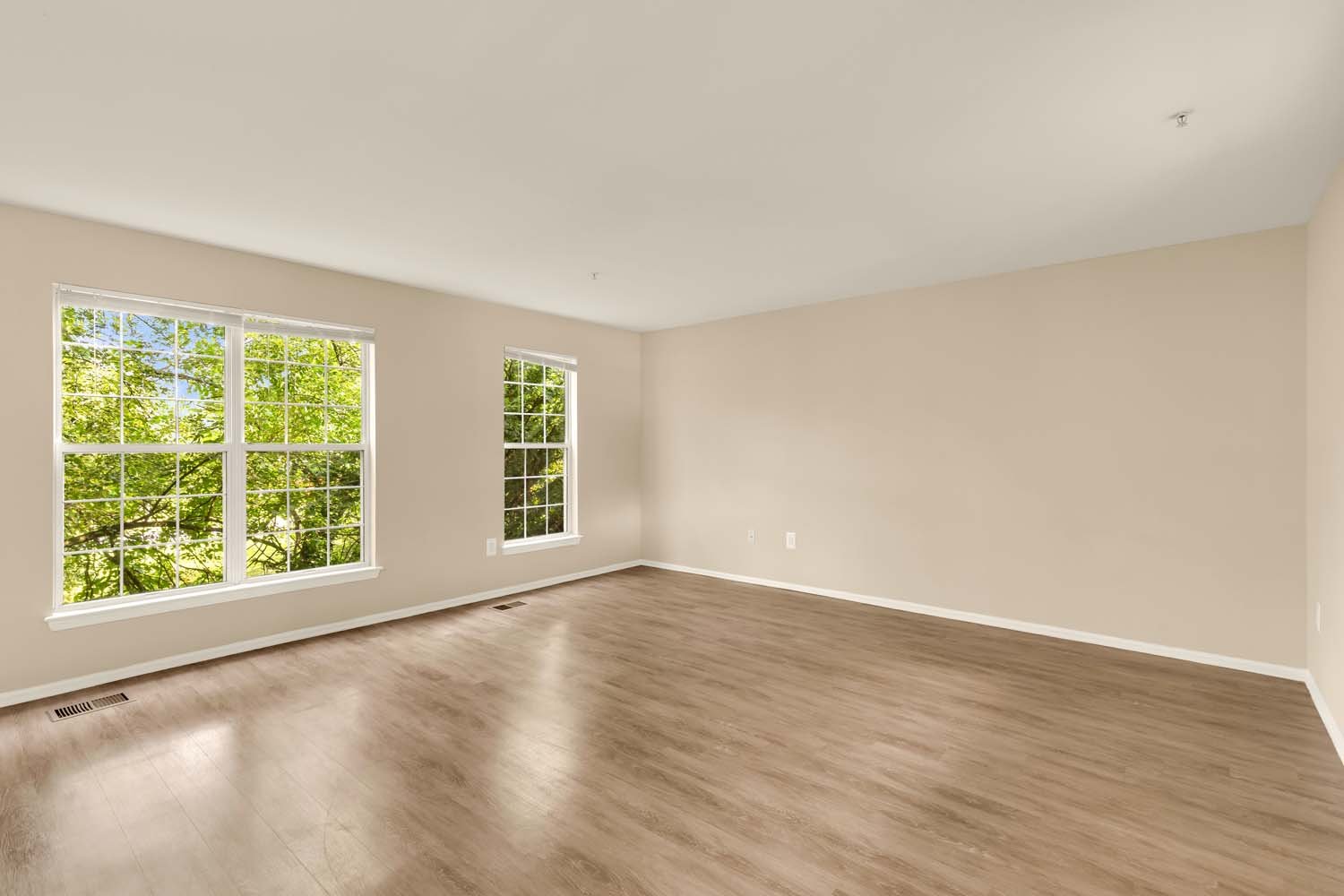20017 Dunstable Cir 109-0014.jpg