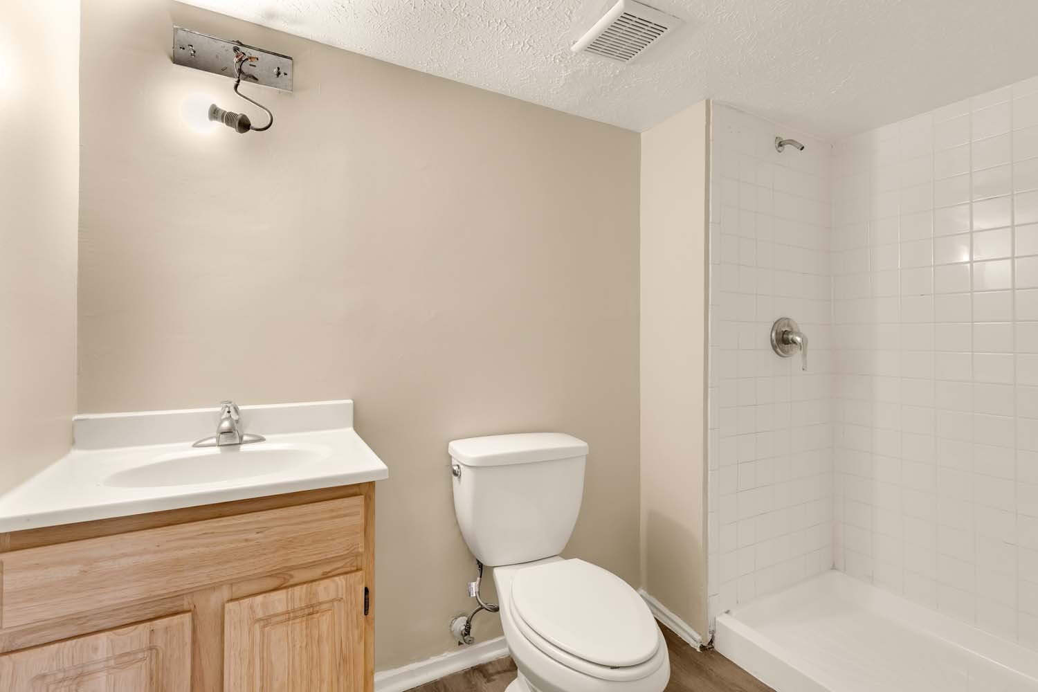 7844 Mineral Springs Dr-0032.jpg