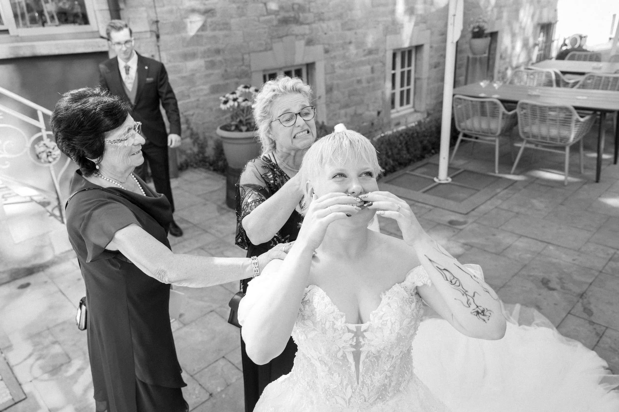 11-07-26 Wedding-229.jpg