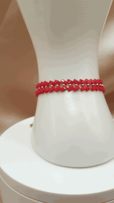 20261002_074629_squarespace.gif