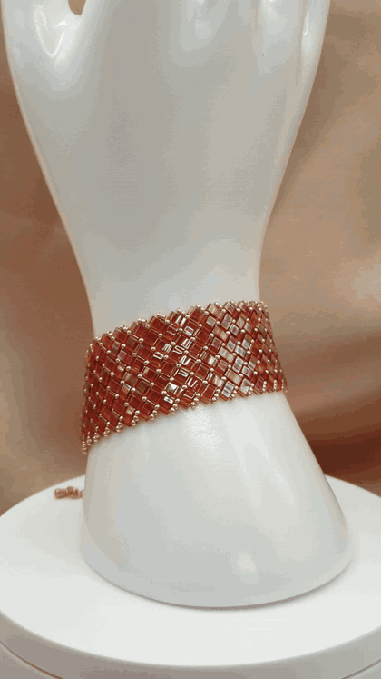 bracelet-squarespace.gif