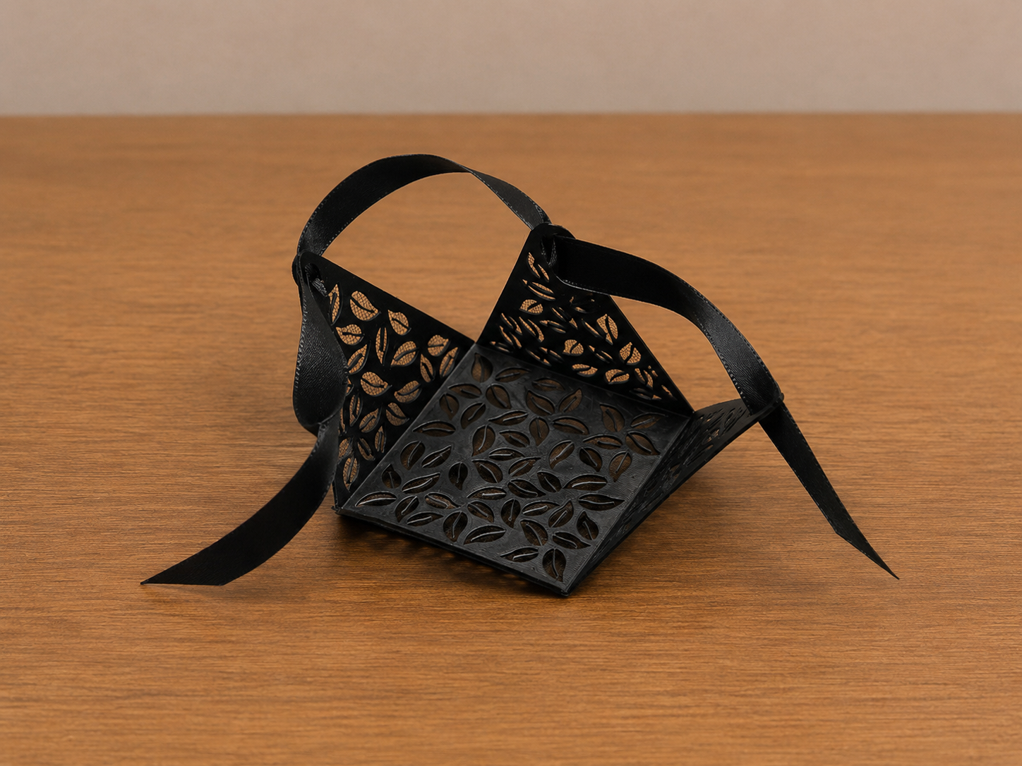 BlackOpenGiftBox.png