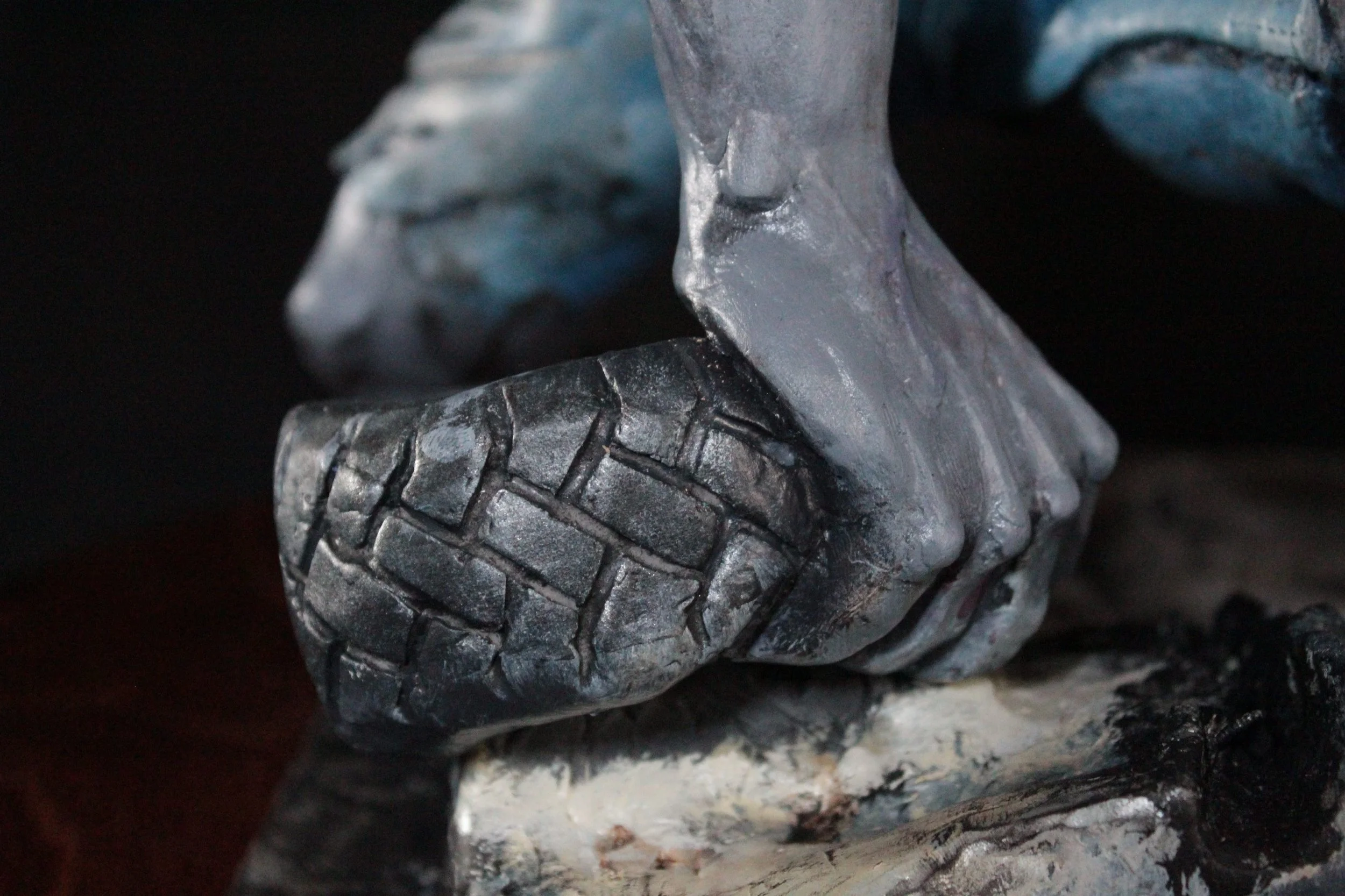 The Hulk - 15" Sculpey - Close up hand
