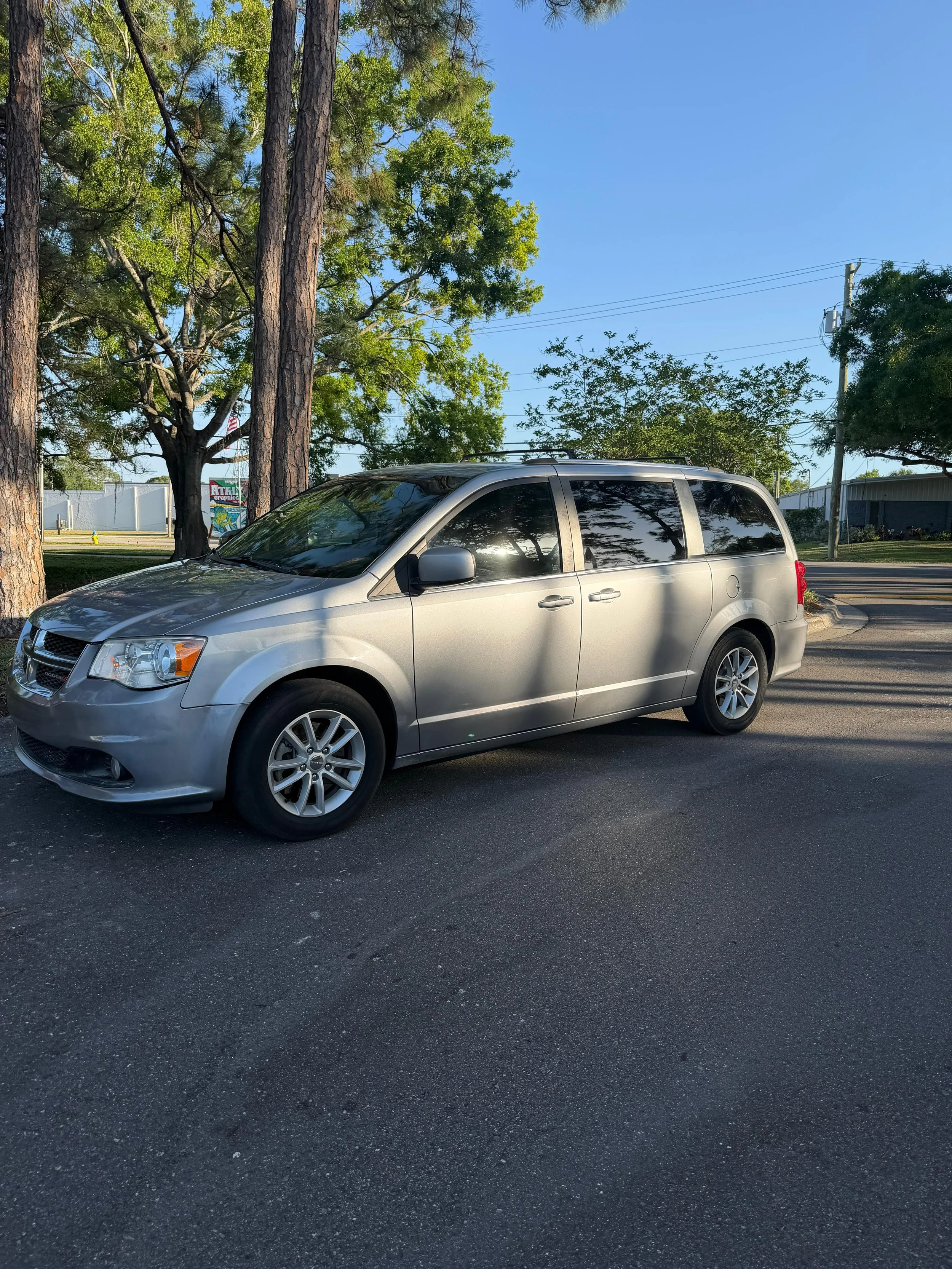 dodgee caravan 6.jpeg