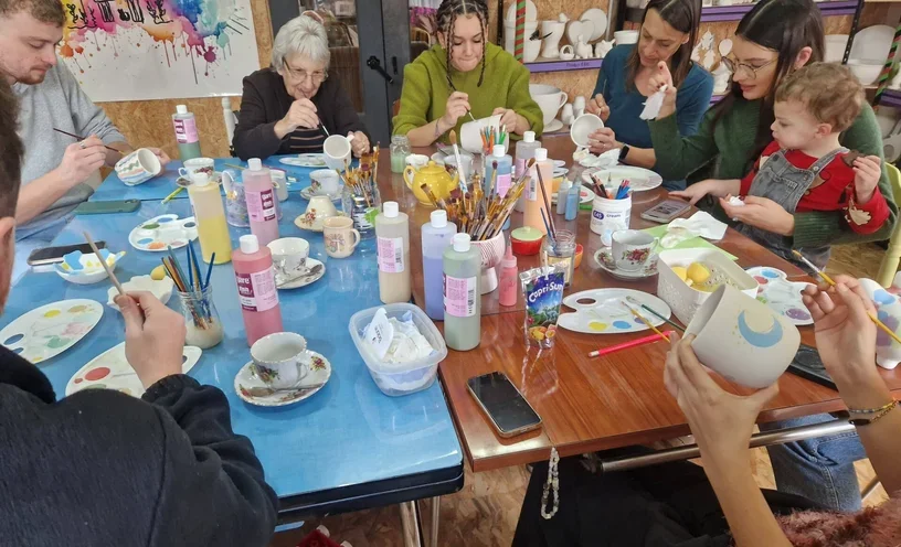 Welcome to Paint a Pot at Annie's Place