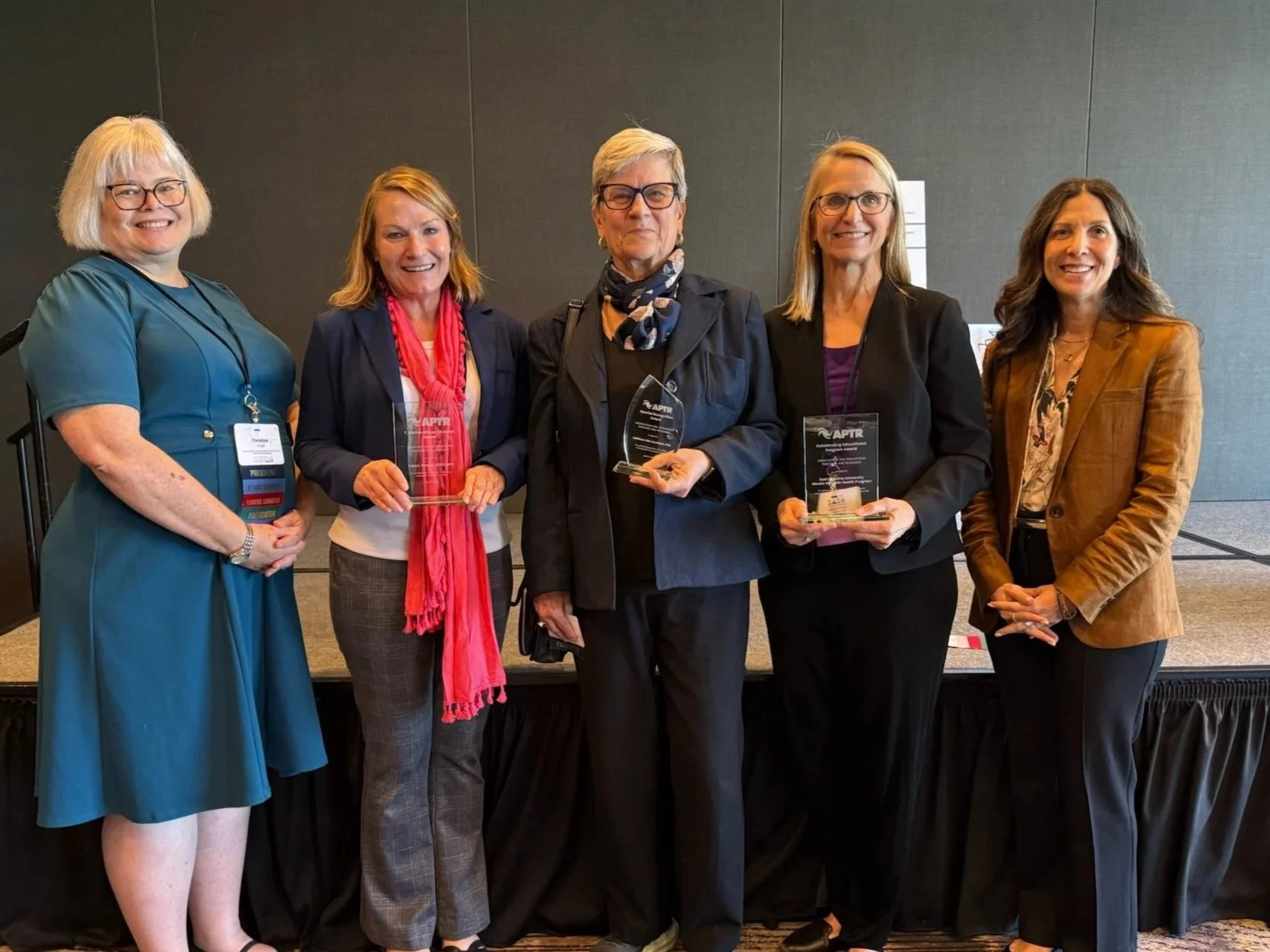 Awardees+with+APTR+Leadership.jpg