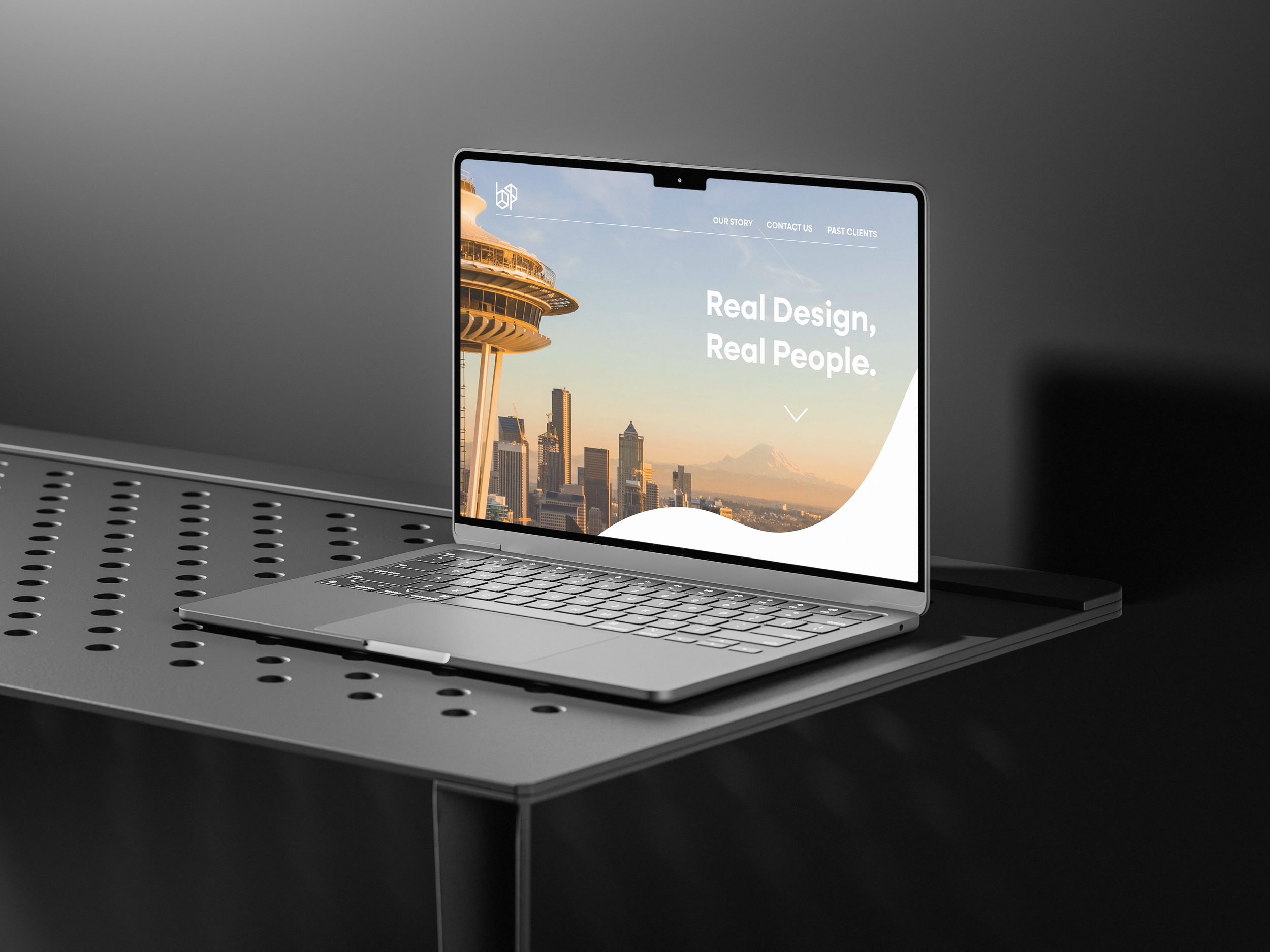 iMac_on_Table_Mockup_1.png