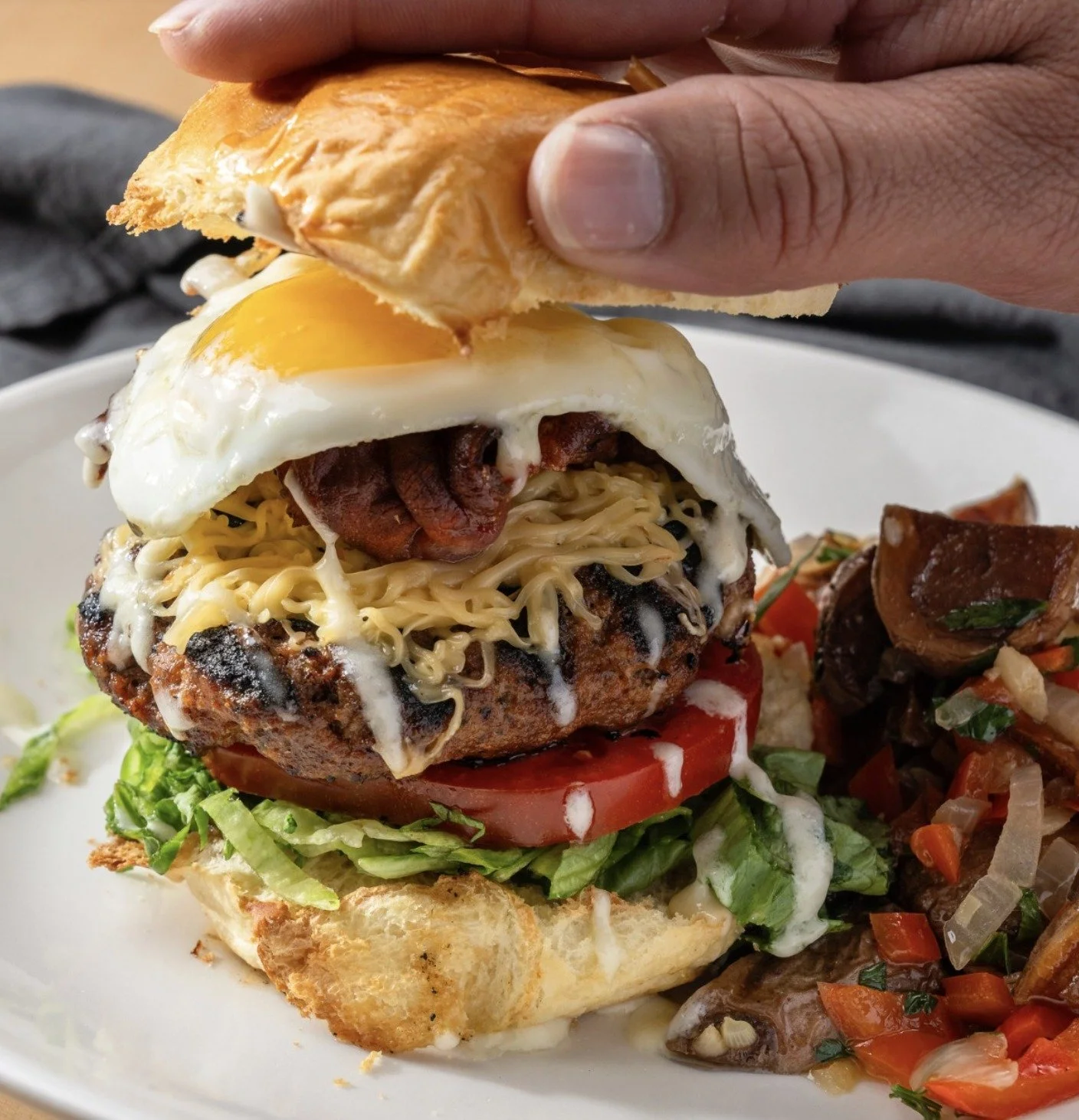 Lib's Grill - Maple Lawn