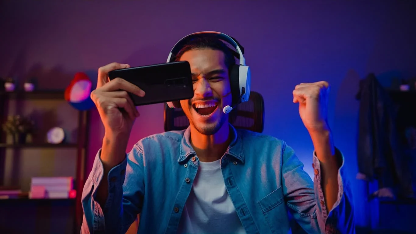 Caleb Hammer to a Dad Spending $500/Month on Gaming: 'Your Family's Financial Survival Comes First'