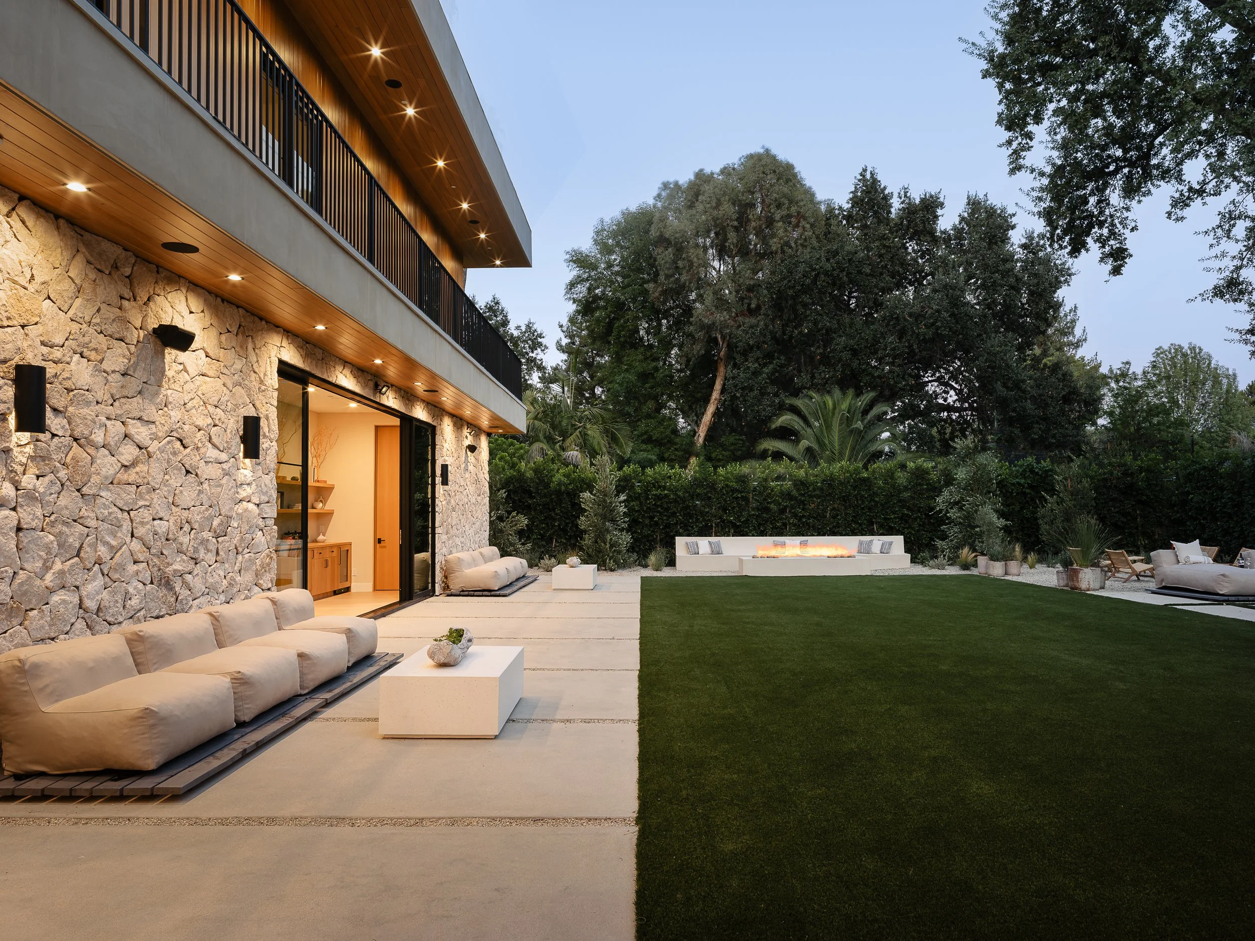 22346CollinsV3_HiRes (6 of 93).jpg