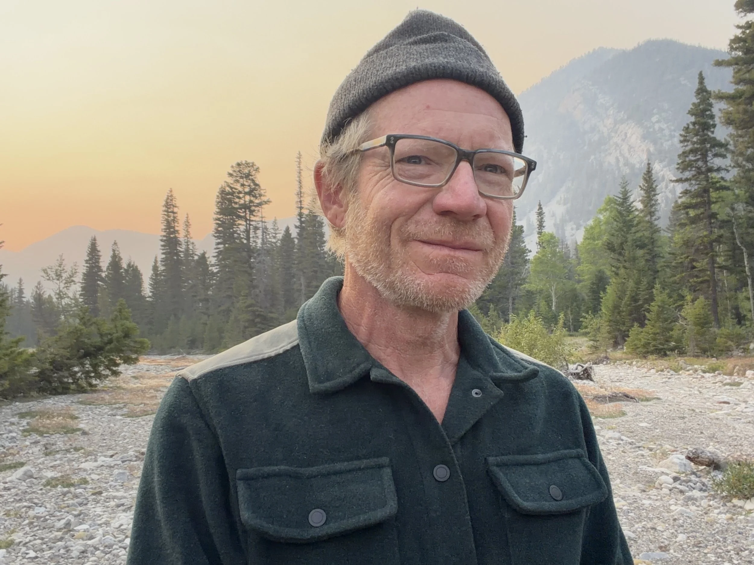 guidance for clarity & purpose with Robert e. Livingood. Cultivate your innate wholeness, release limiting beliefs, old stories, and clear the blocks that keep you from living with greater ease, clarity, and purpose.