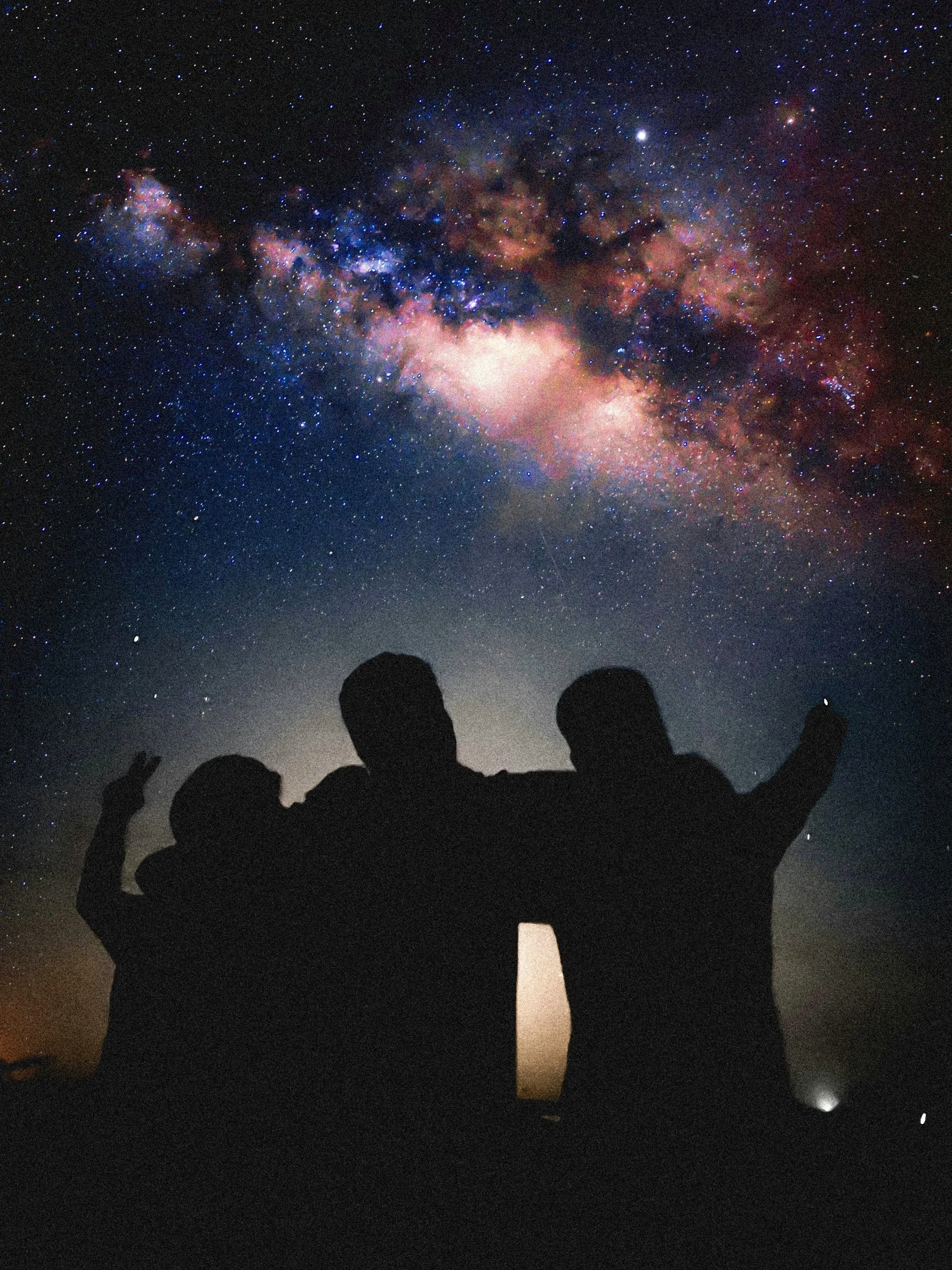 Stargazing and mobile astronomy events for communities and groups.