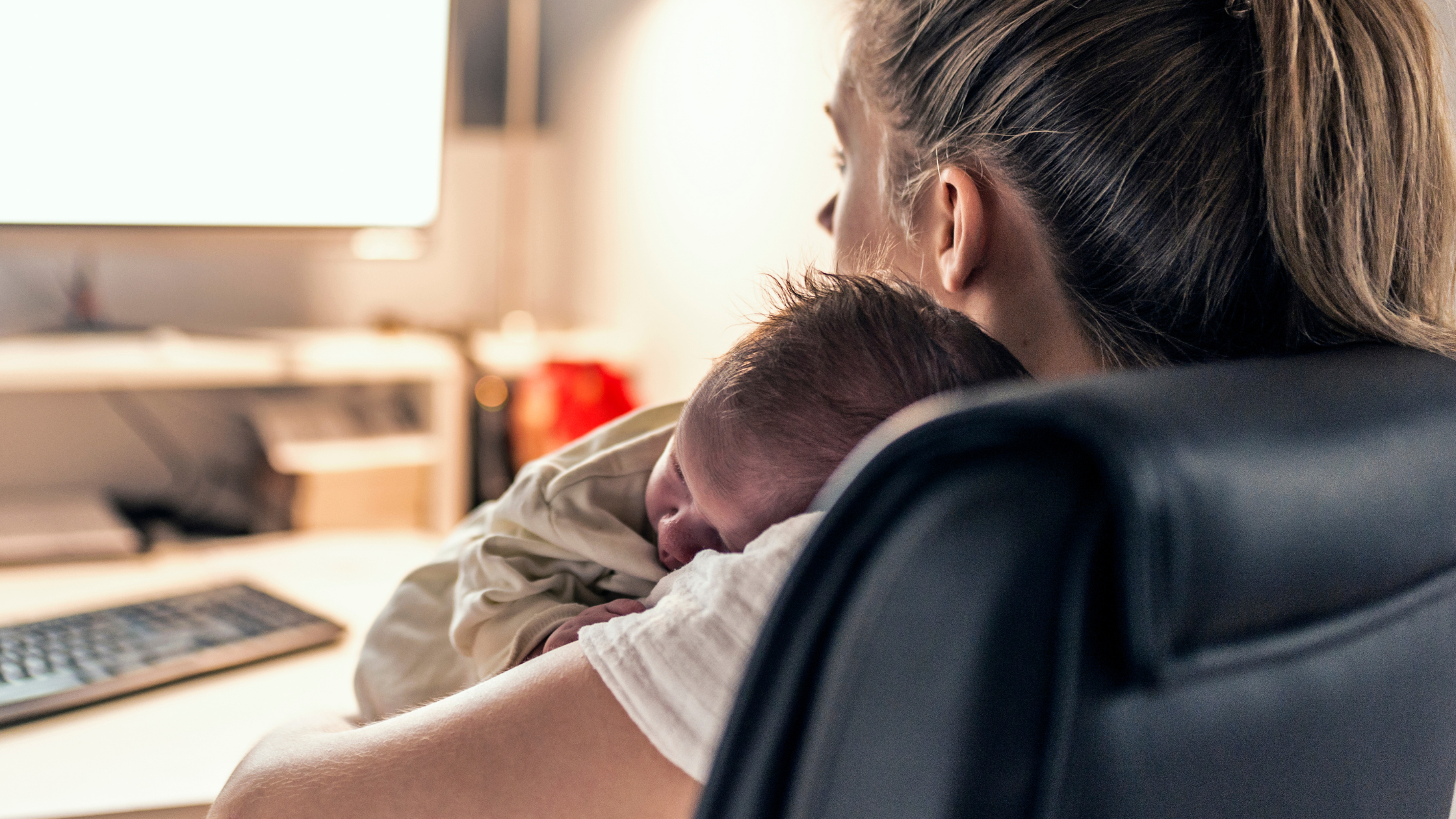 How Mom Entrepreneurs Can Avoid Burnout While Growing a Business