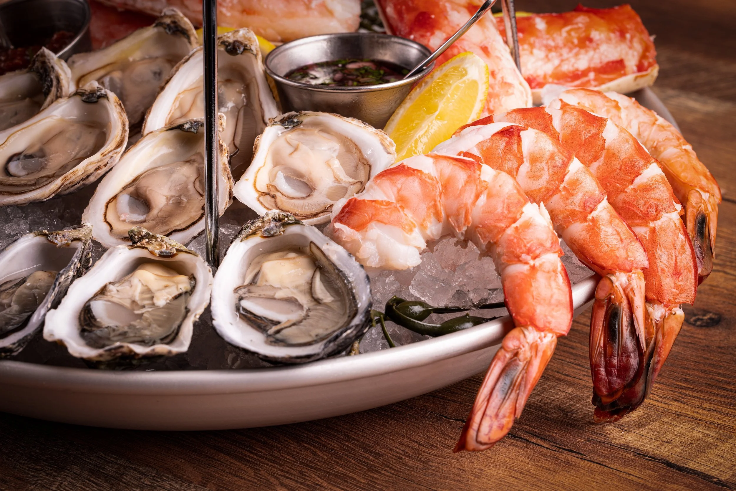 Peter-Luger-SHELLFISH-TOWER-michael-rudin.jpg
