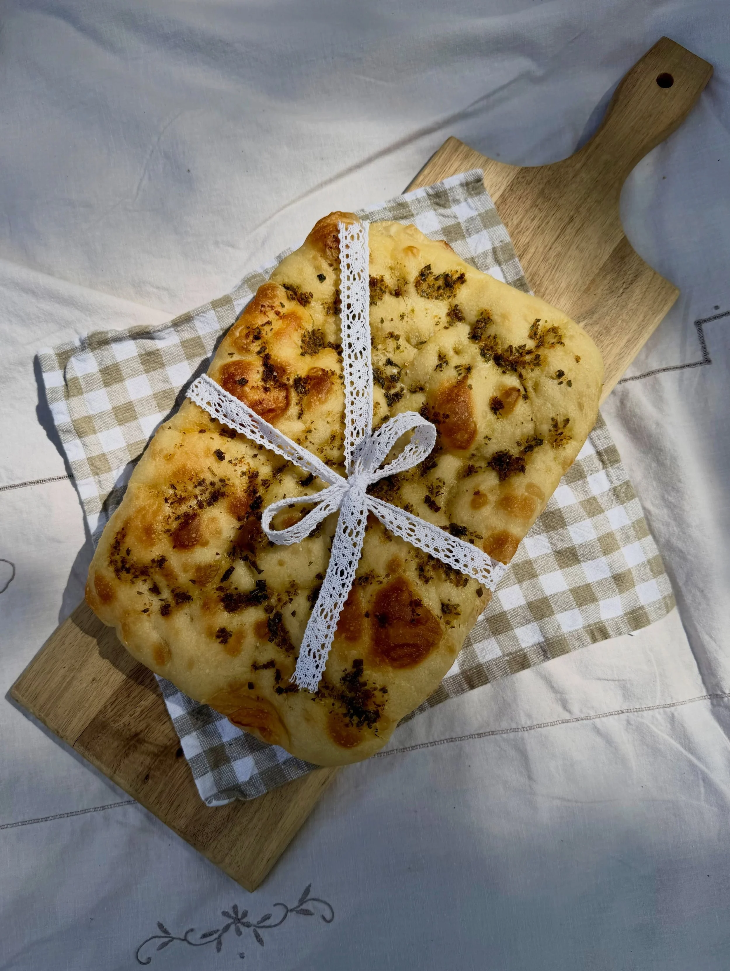 4 flavours. 12 loaves. Tied up with love. Wrapped and ready. Coming to you NEXT WEEK! 🧺⏲️