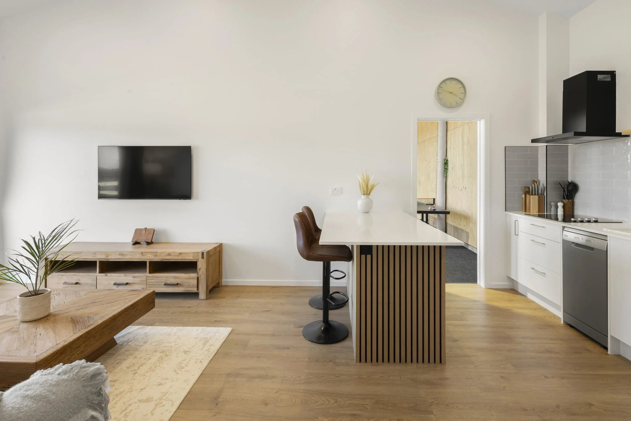29-web-or-mls-inHouse_AR5_4589-2.jpg