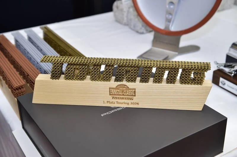 Siegertrophäe Ennstal Classic Touring 2026 – additiv gefertigte Lattice-Struktur von Trivion
