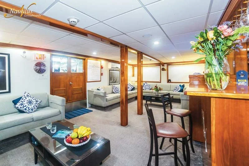 lounge.jpg