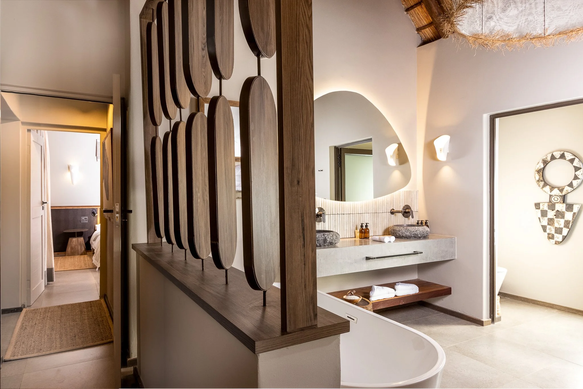 Simbavati Waterside - Accommodation 07 - Two Bedroom Luxury Suite.jpg