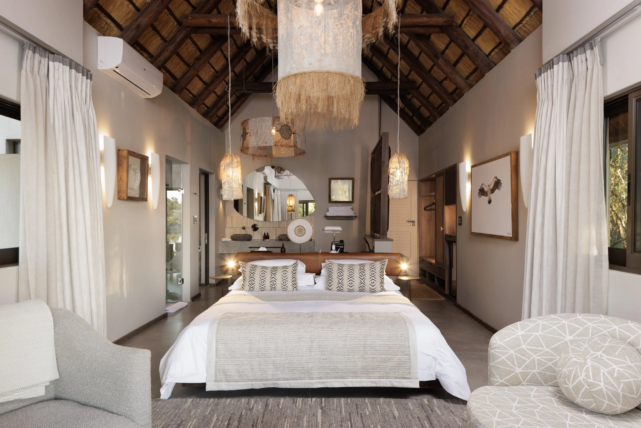 Simbavati Waterside - Accommodation 05 - Two Bedroom Luxury Suite.jpg