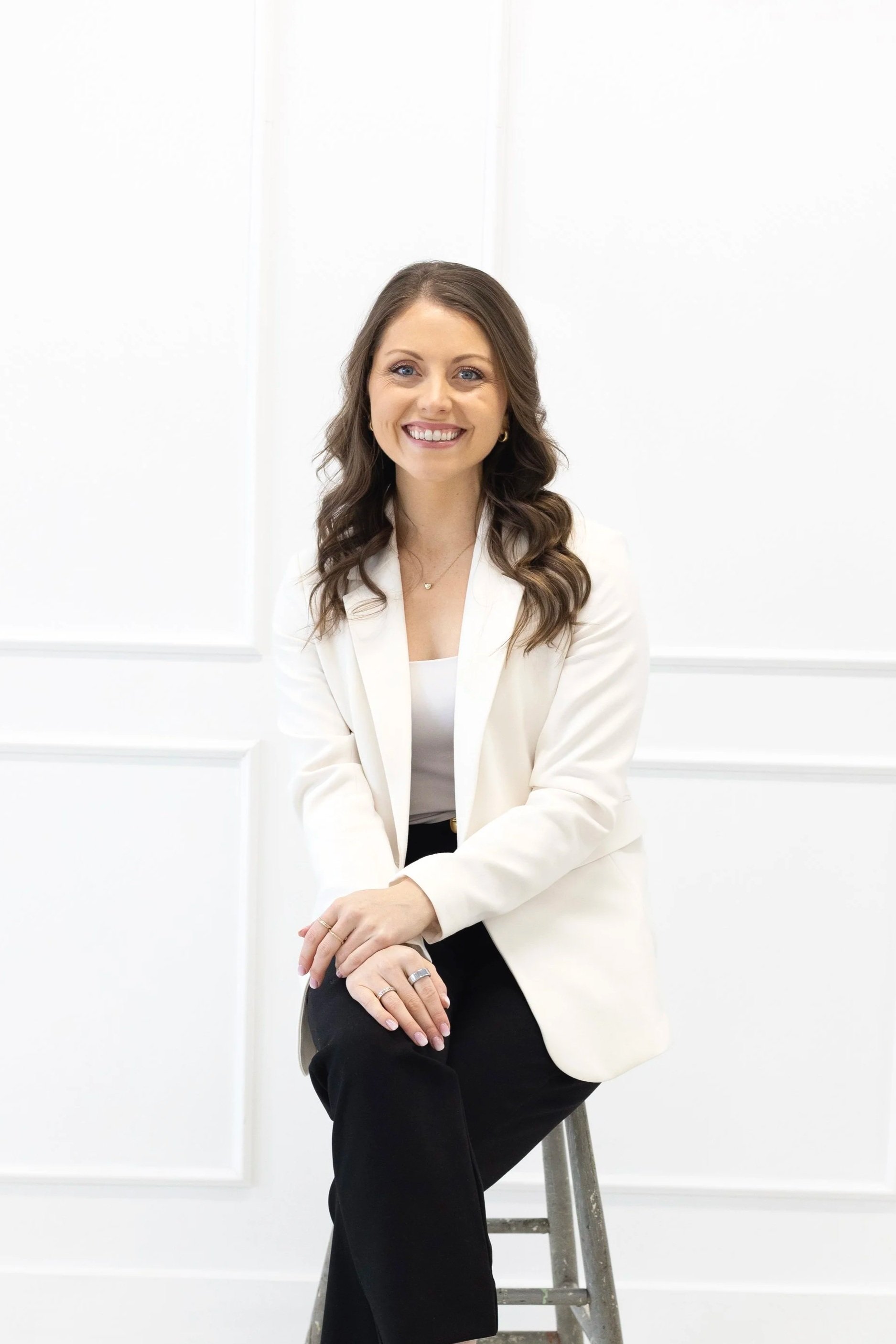 Dr. Laura Carabott, ND. Naturopathic Medicine. Ontario