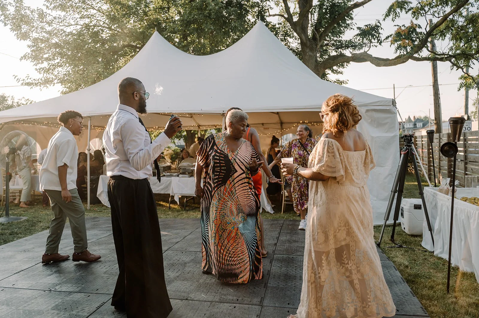 backyardwedding-1004.jpg