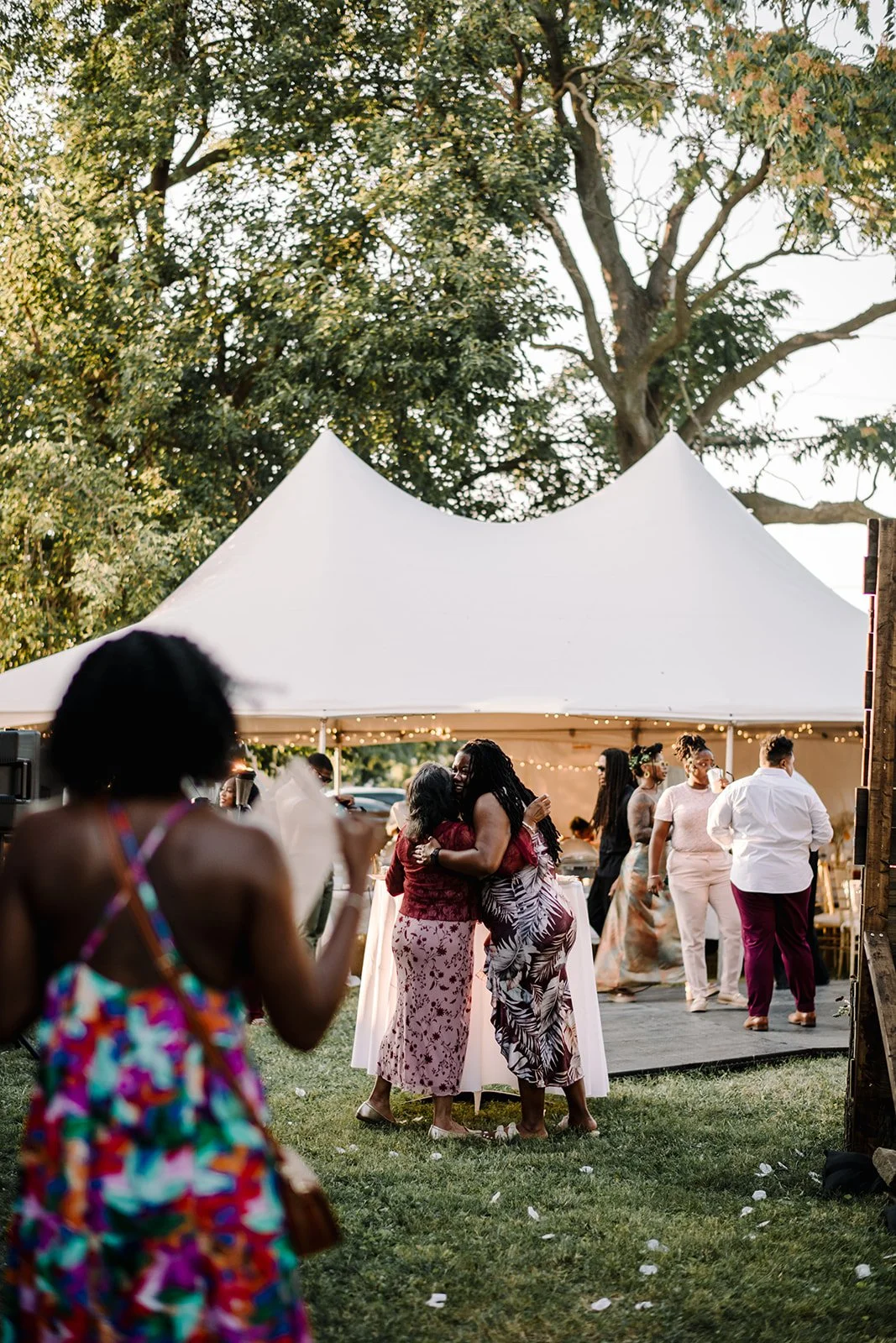 backyardwedding-1034.jpg