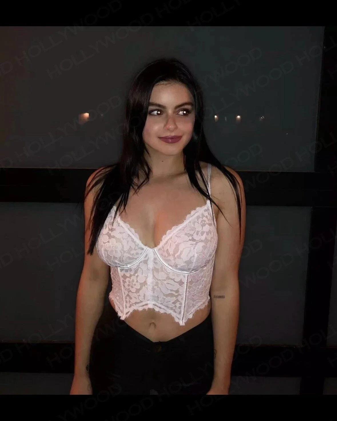 Ariel Winter Photo  Glossy Ultra HD Premium Print Borderless Celebrity 278043885602.jpg