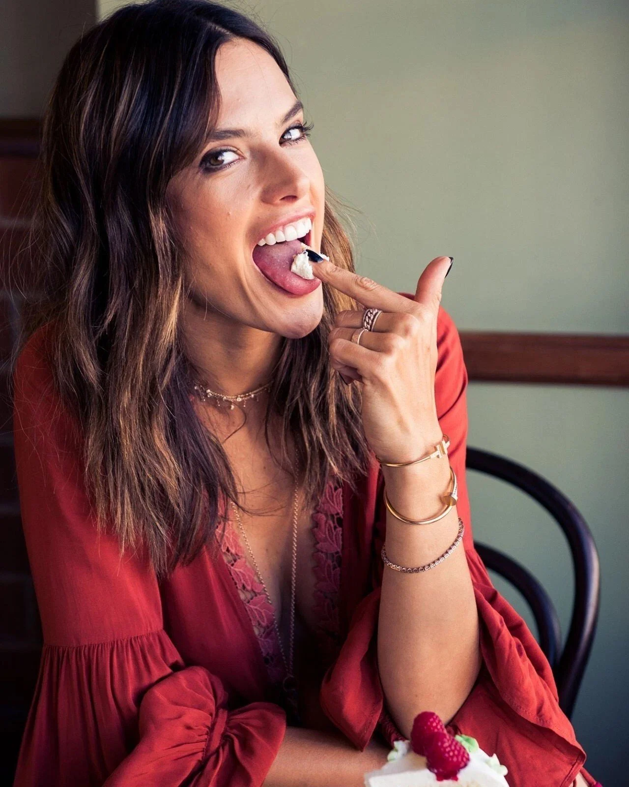 Alessandra Ambrosio Photo  Glossy Ultra HD Sexy Super Model Print Borderless 278250350113.jpg