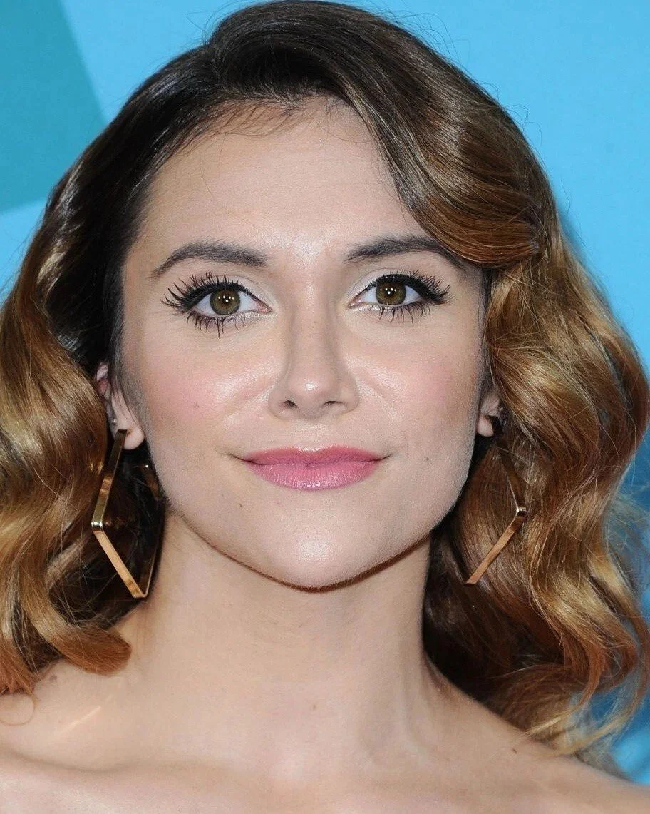 Alyson Stoner Photo  Glossy Ultra HD Beautiful Print Borderless Celebrity 278255380158.jpg