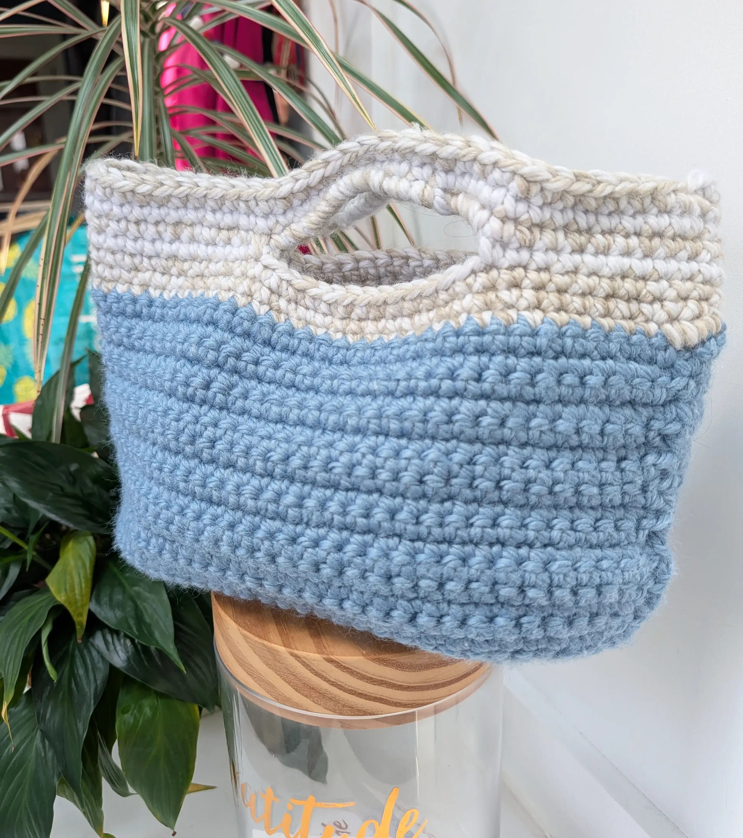 Hand Tote