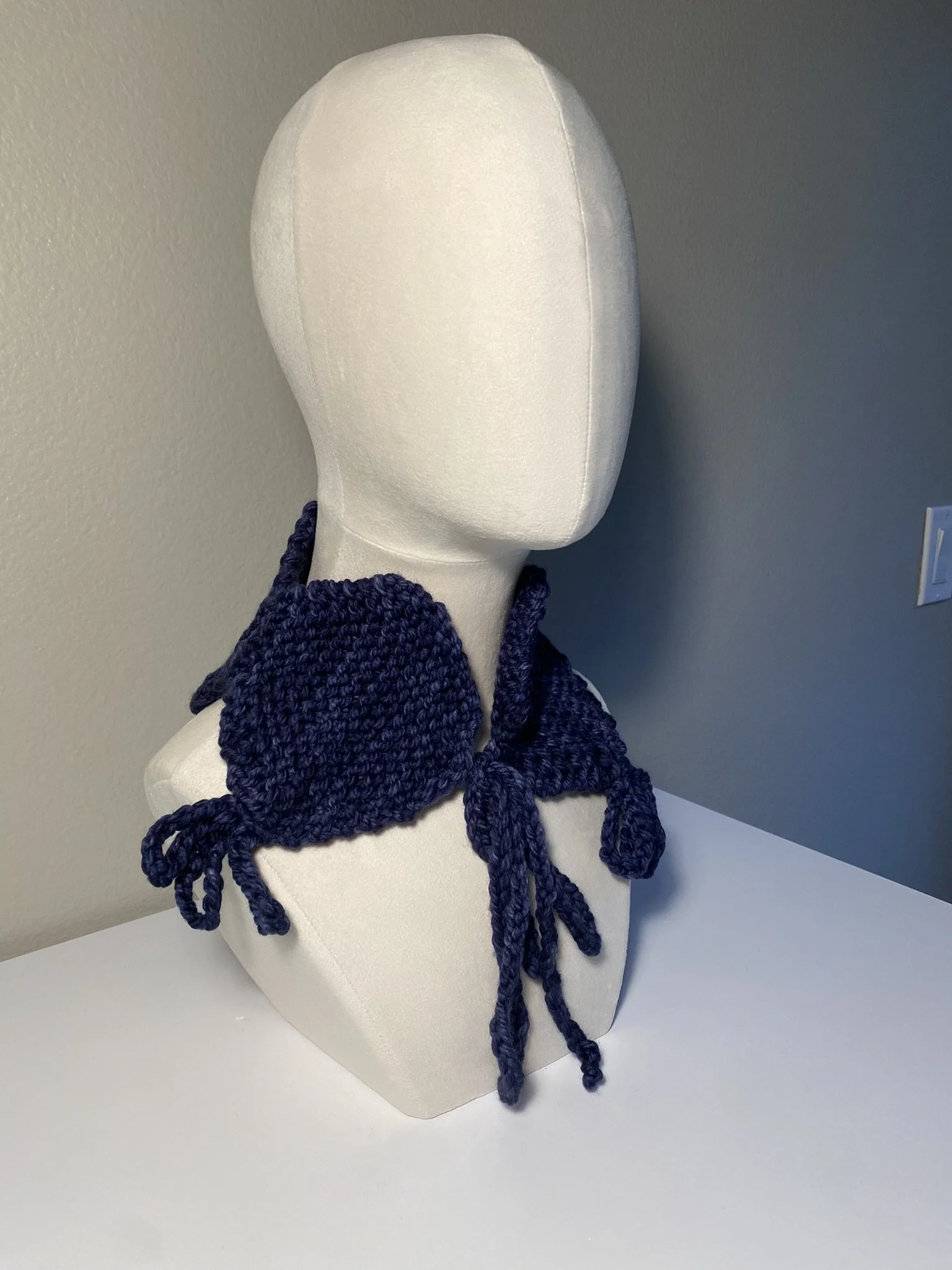 Hexagon Collar