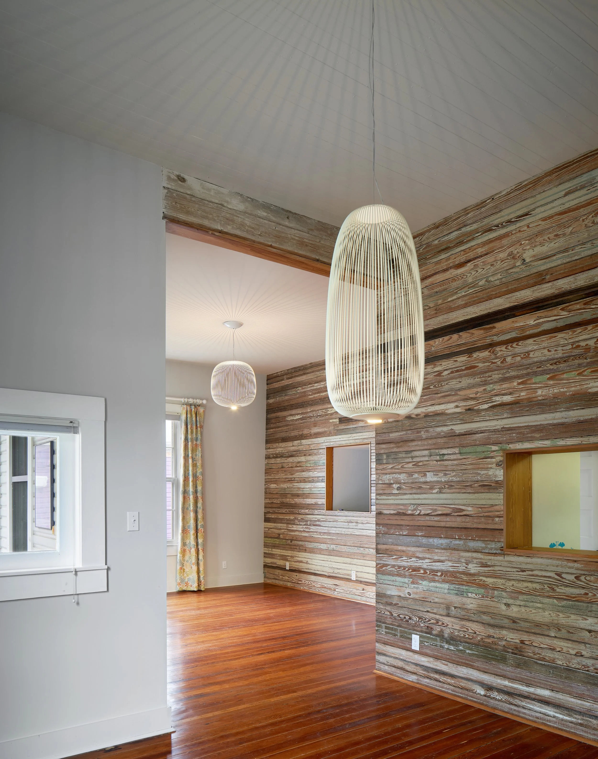 Living/Dining Room, Leigh Street House, San Antonio, Texas, 2010. Photo by Dror Baldinger