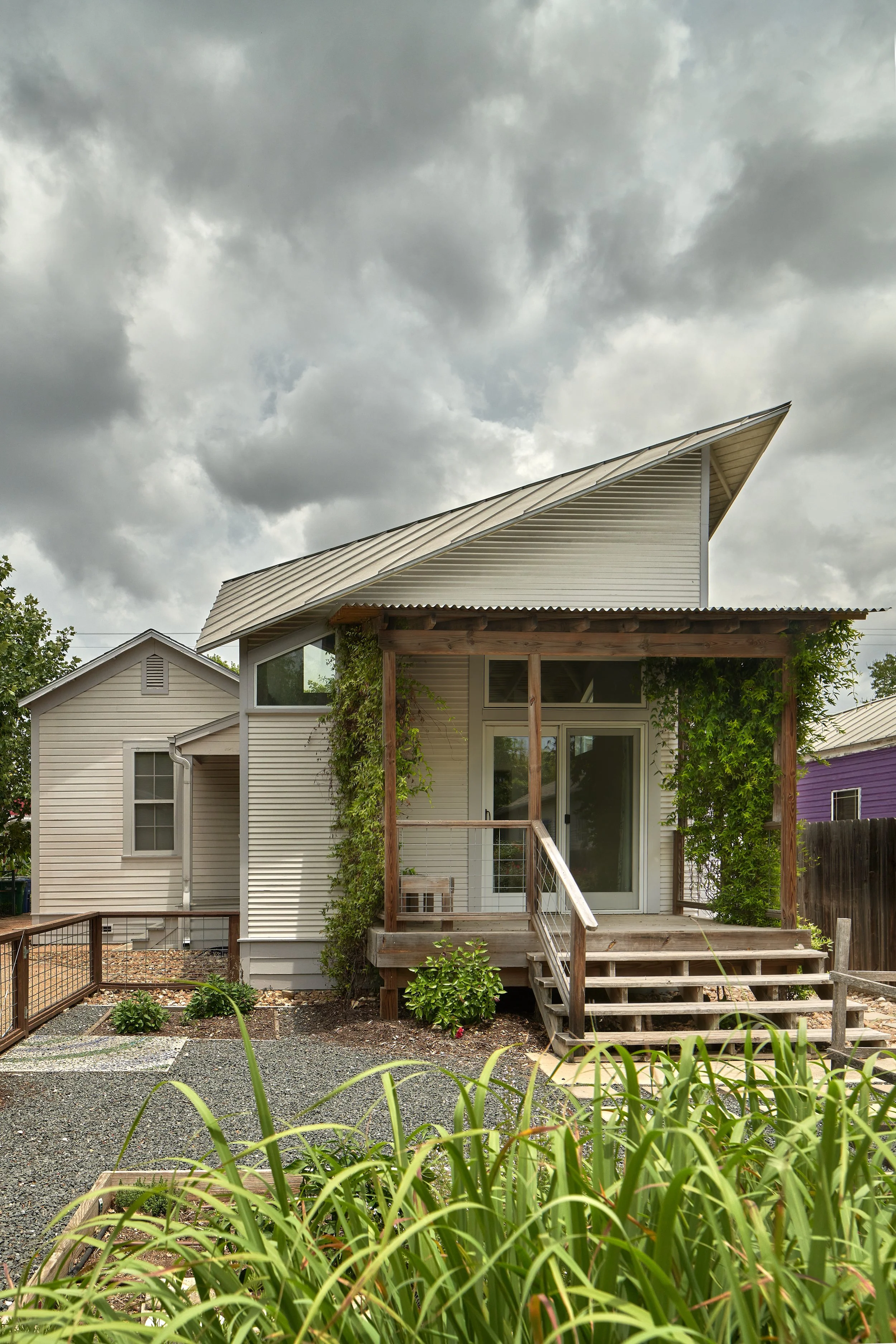 Rear Exterior View, Leigh Street House, San Antonio, Texas, 2010. Photo by Dror Baldinger