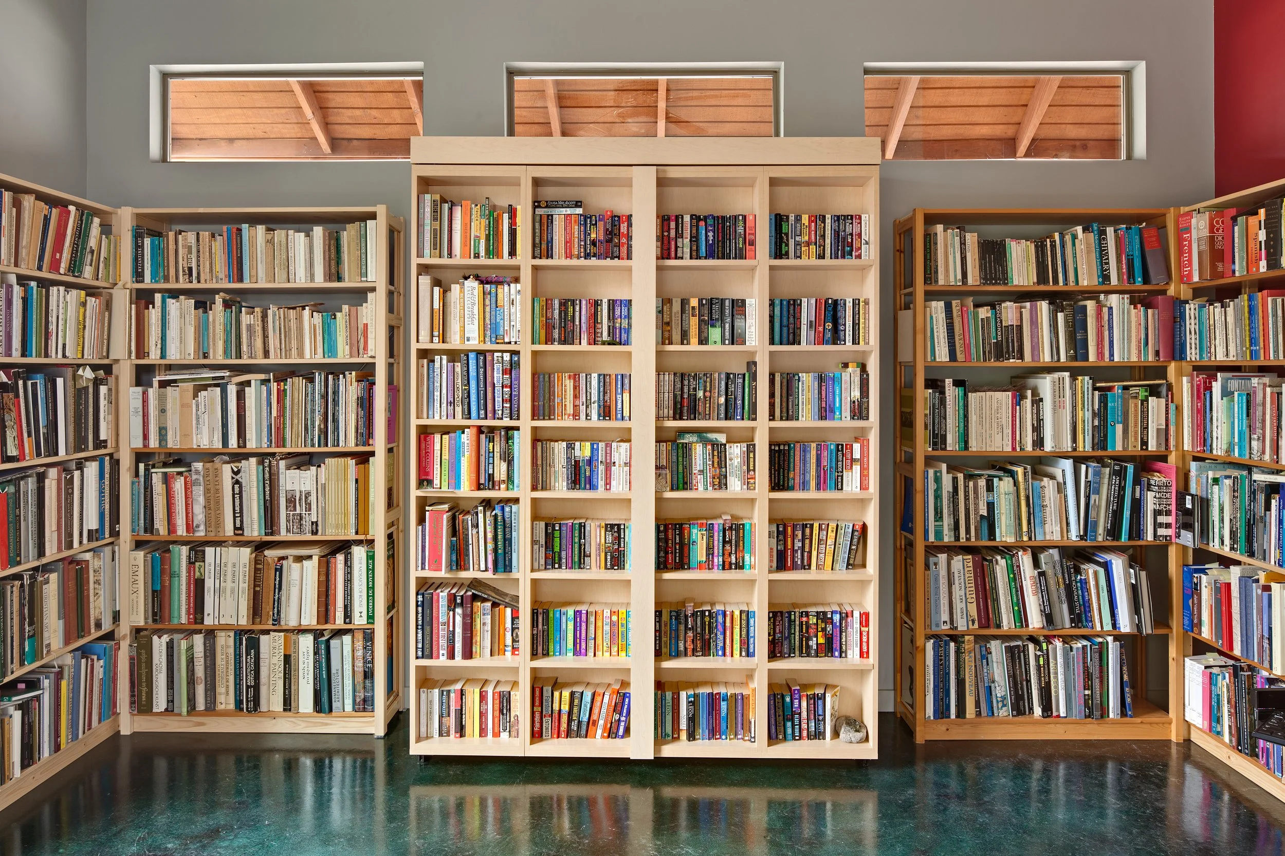 Library, Devine Street Residence, San Antonio, Texas, 2009.